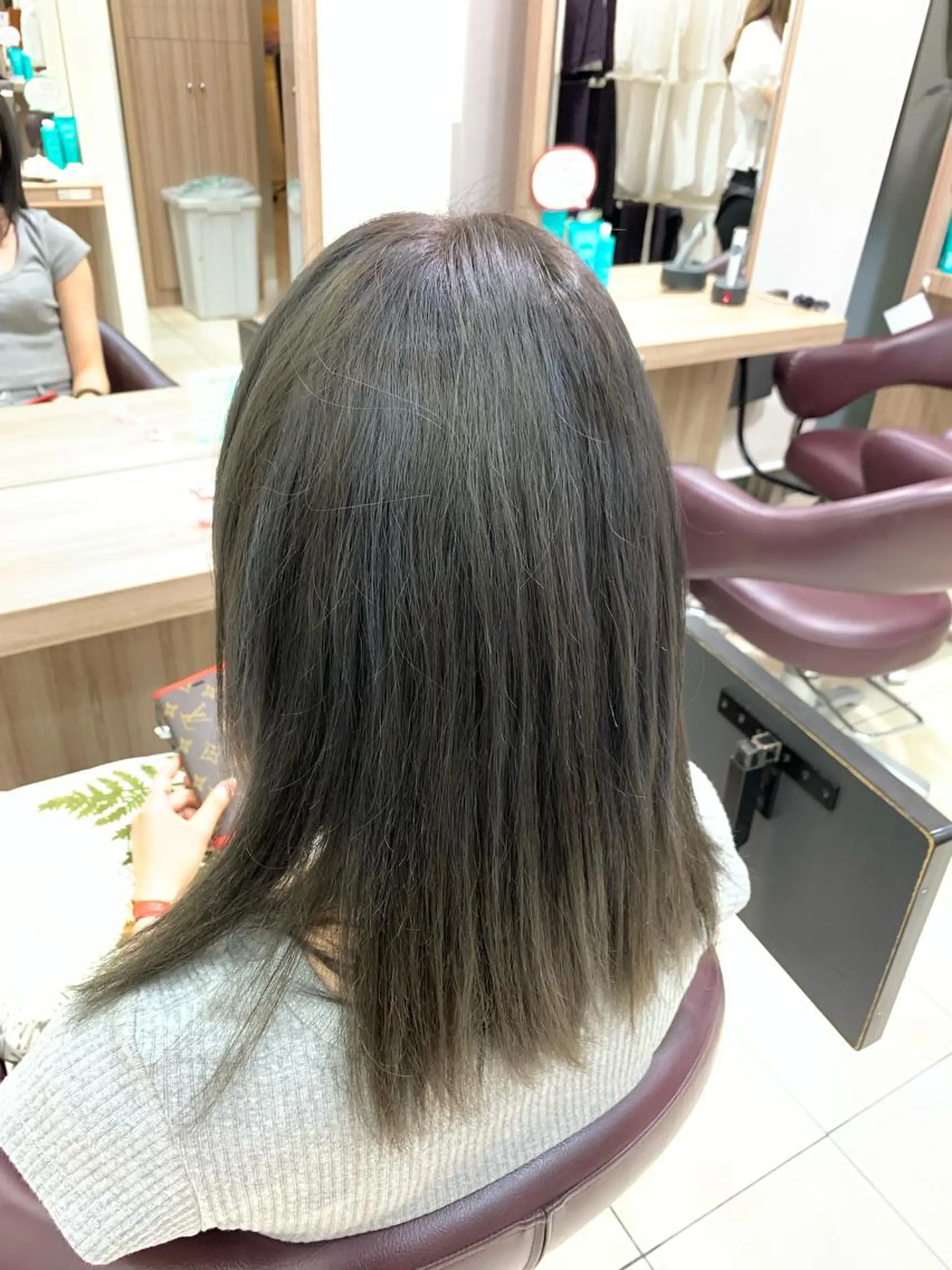 ミディアム 韓国ヘア/レイヤー 🇰🇷/艶髪/長橋のヘアスタイル