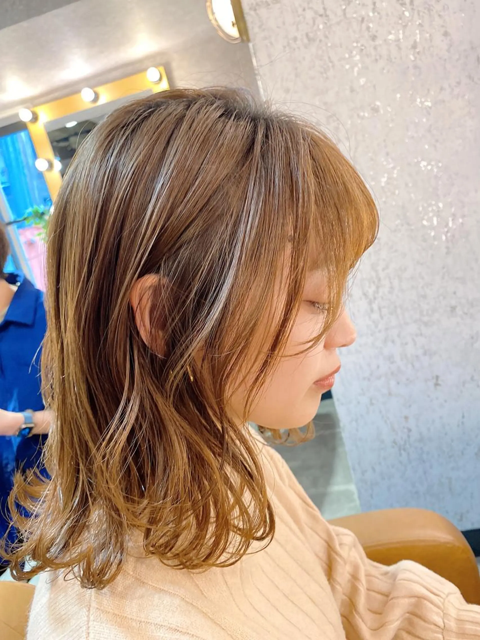 ミディアム カット ヘアカラー トリートメント レイヤー/韓国/ボブ 縮毛矯正/畠中ケントのヘアスタイル