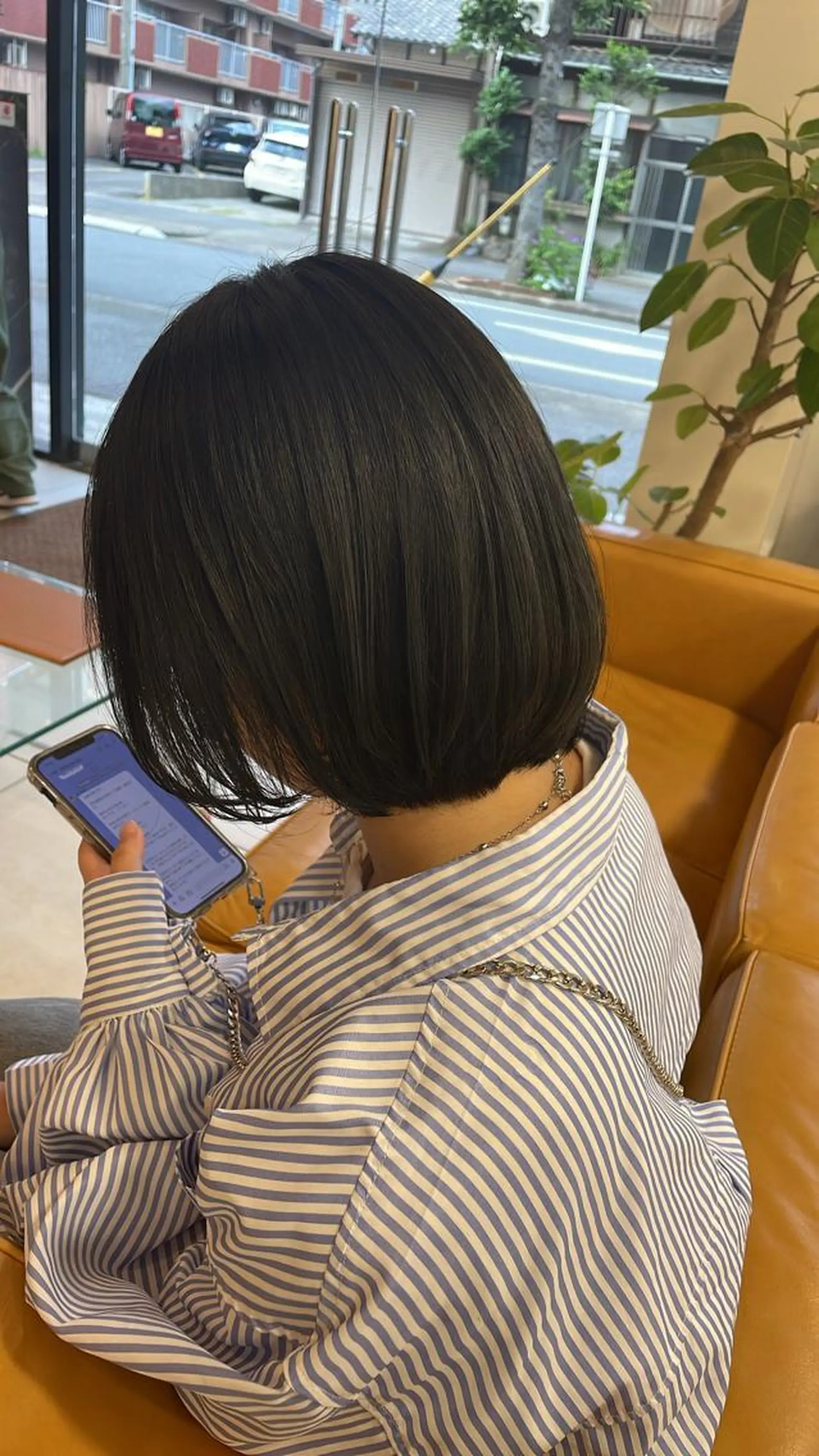 ミディアム カラー オリーブカラー カット ヘアカラー ウラスギ アカリのヘアスタイル