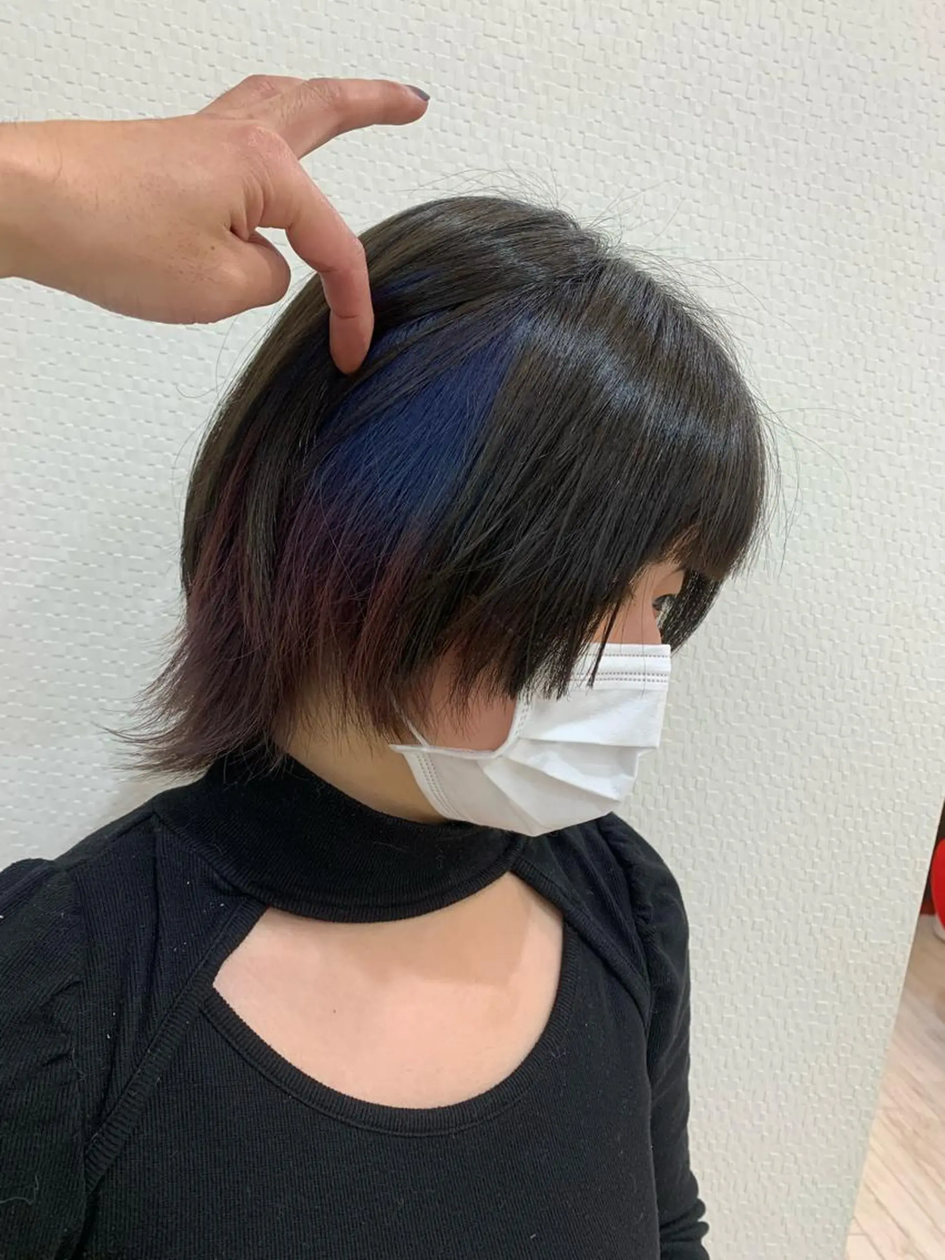 ショート カラー ヘアアレンジ ショートヘア ウルフカット 今村公介 ブリーチ特化、派手髪のヘアスタイル