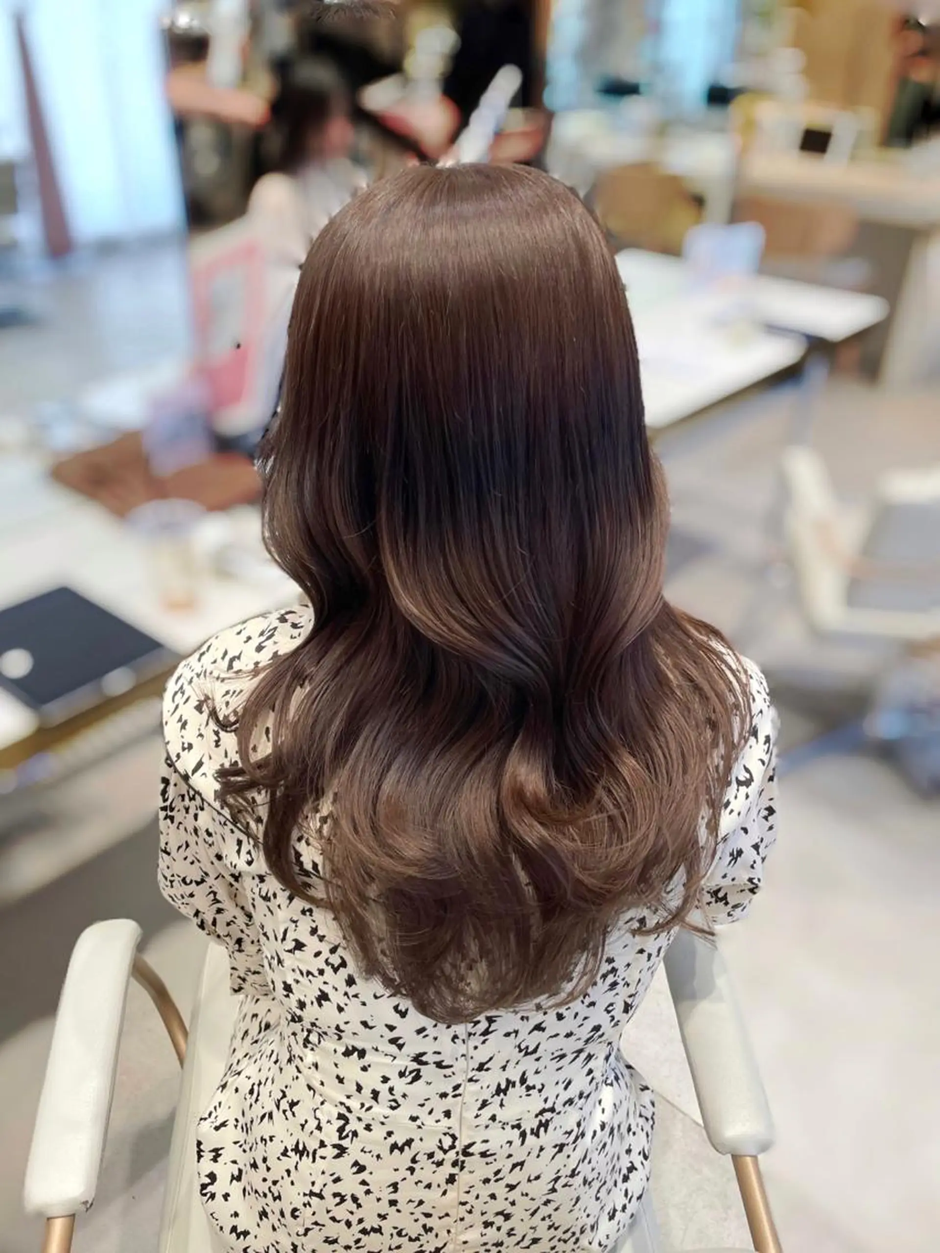 ロング カラー ヘアアレンジ Toiro所属・🤎小顔レイヤー /ベージュ🤎友香のヘアスタイル