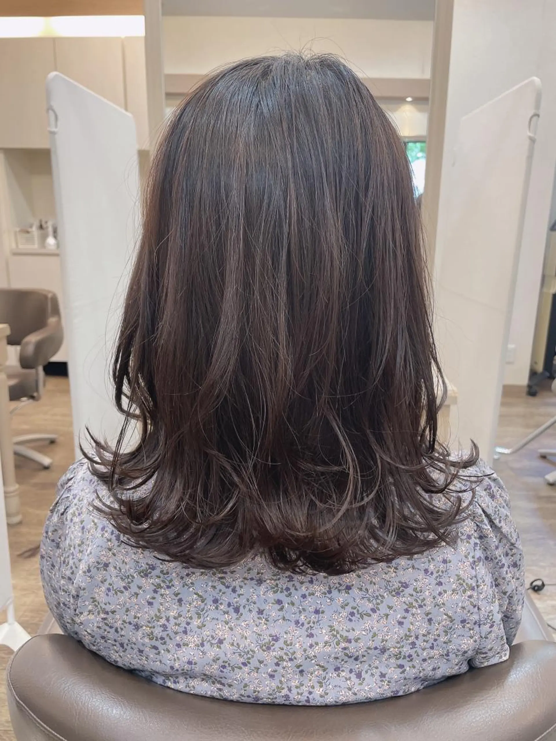 ミディアム カット ヘアカラー 尚平 40代からの 髪質改善専門のその他イメージ