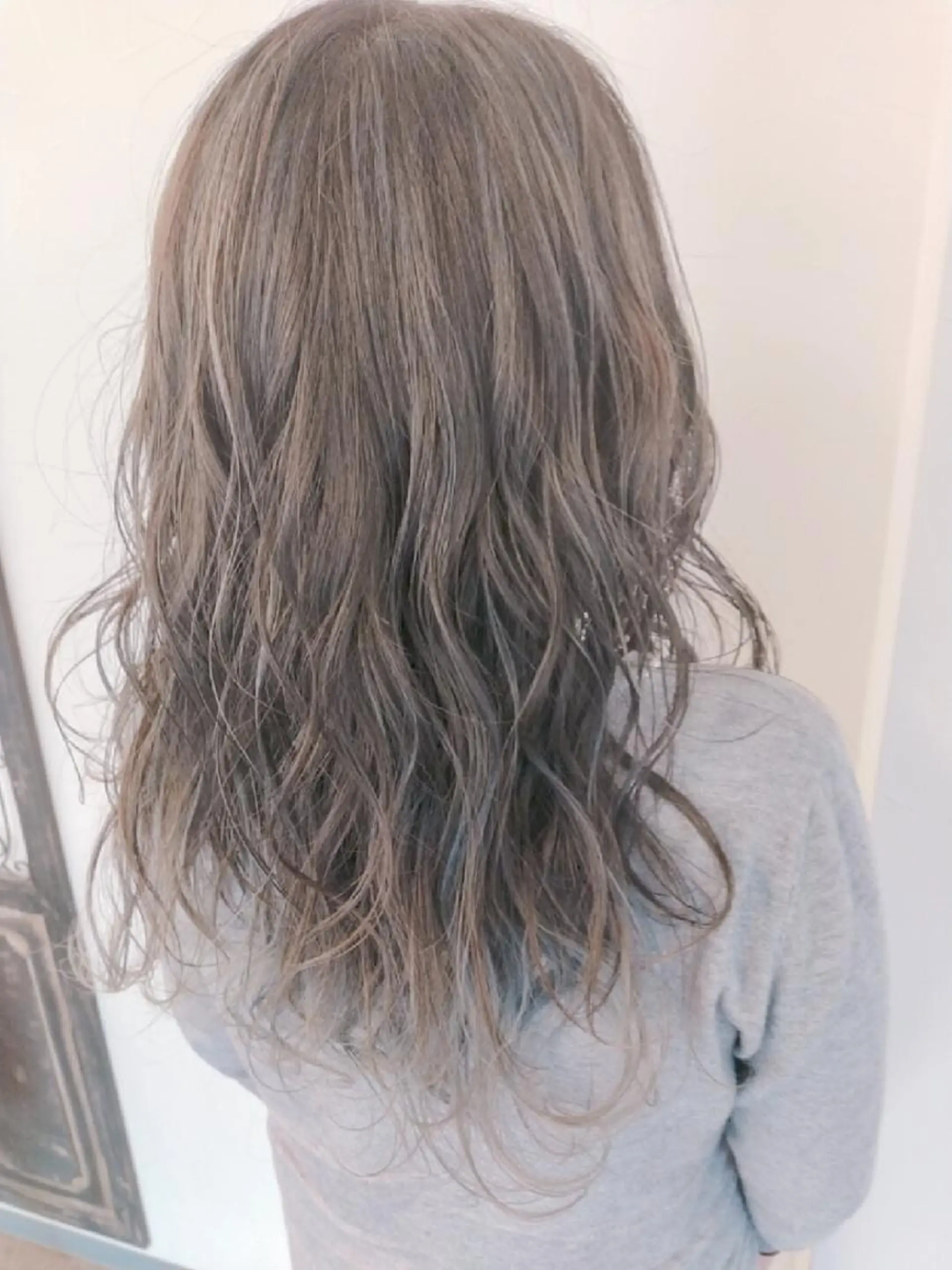 ロング カラー バレイヤージュ ブリーチ ダブルカラー グラデーションカラー ハイライトカラー デザインカラー髪質 改善Lilithのその他イメージ