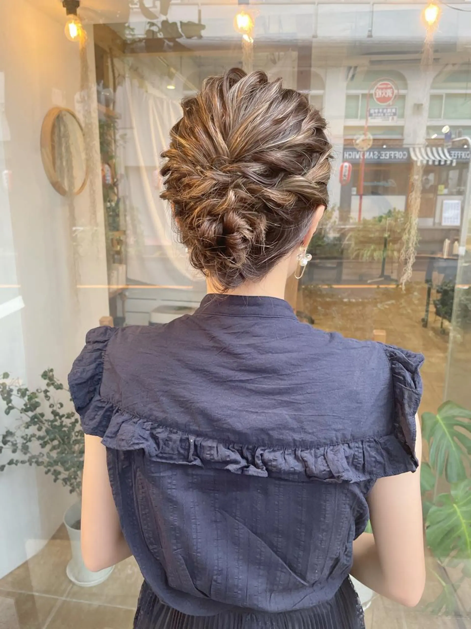 ショート ヘアアレンジ ボブ ヘアセット ヘアアレンジ にいた　かづしげのヘアスタイル