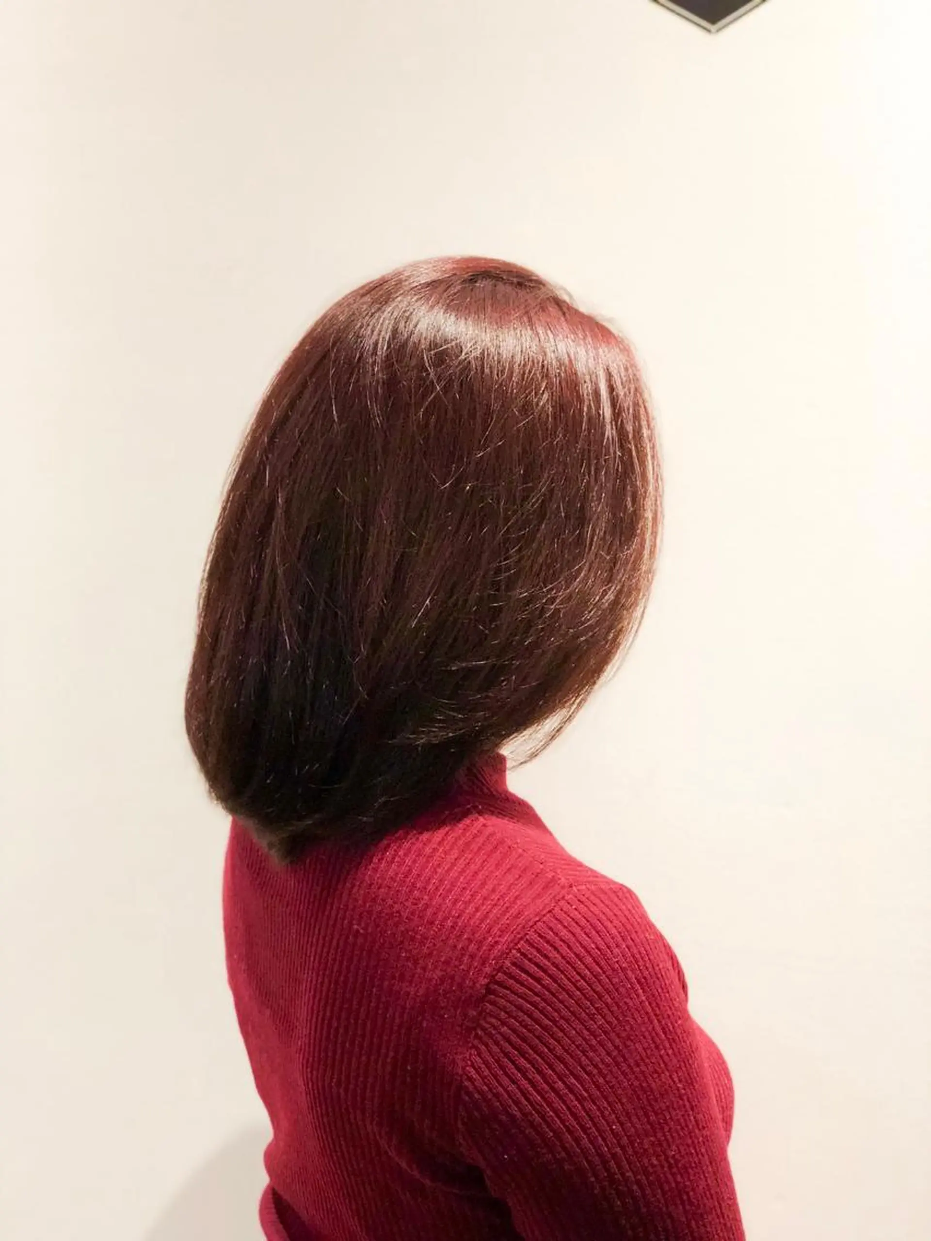 ショート カラー レッドカラー あらい なつみのヘアスタイル