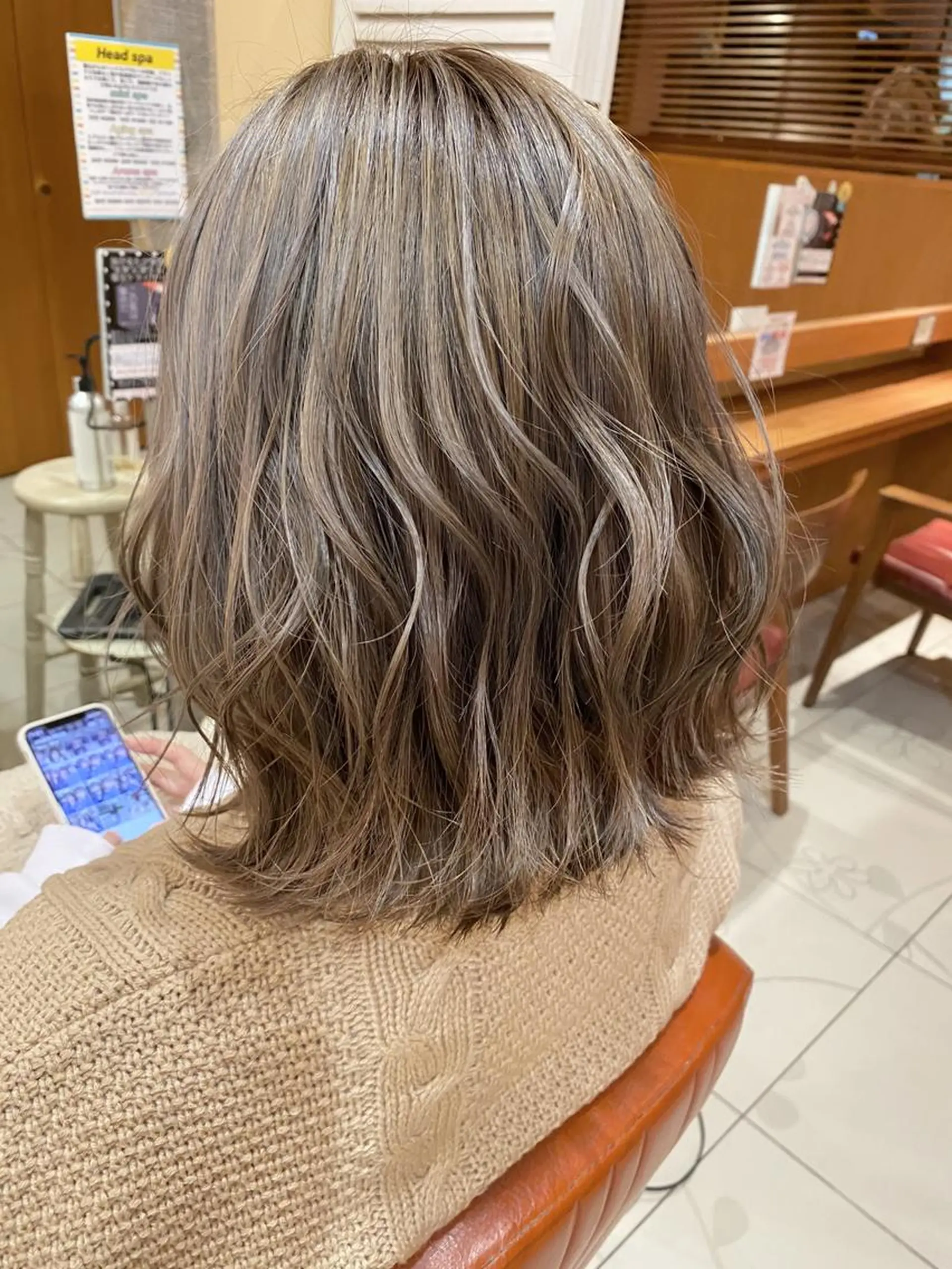 ミディアム カラー ヘアアレンジ ミディアムパーマ ブリーチ 透明感カラー ハイライトカラー ボブ 増子 幹樹のヘアスタイル