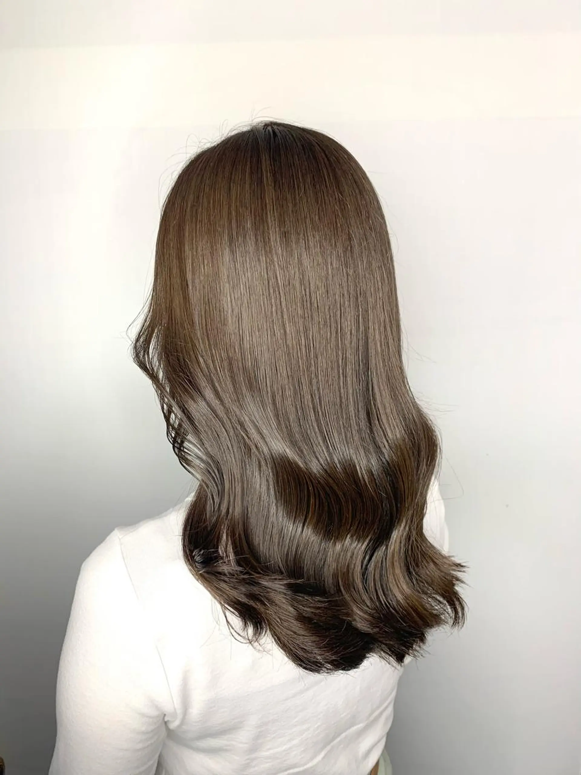 ロング 🌷横浜/レイヤー /艶カラー🌷のヘアスタイル