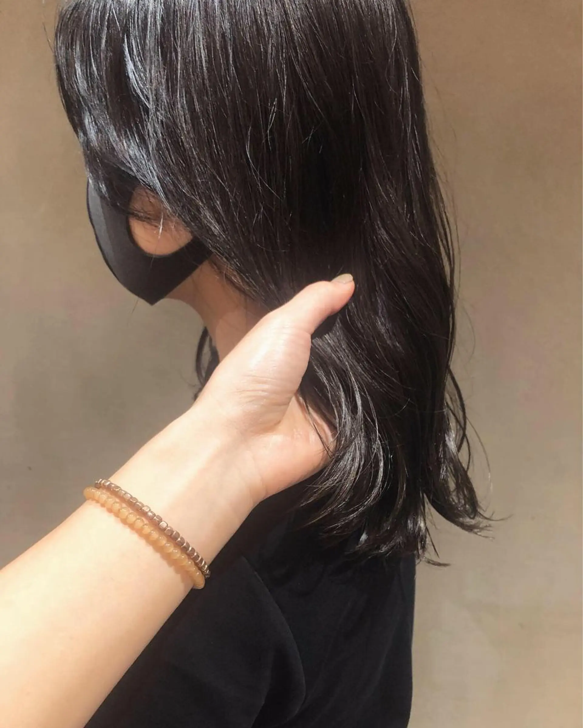 セミロング カラー ヘアアレンジ グレージュ カーキグレージュ 小顔カット カット ヘアカラー トリートメント 酸性縮毛矯正🧴韓国 レイヤー/髪質改善のヘアスタイル