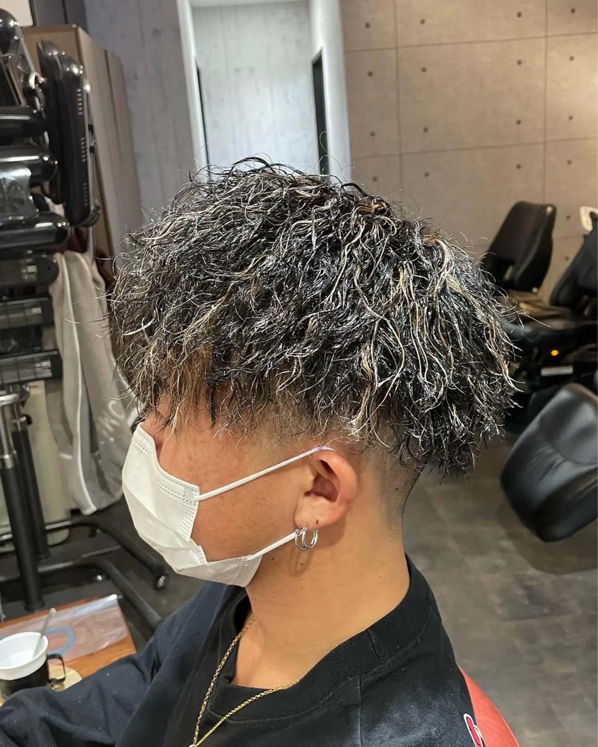 ショート カラー パーマ メンズ メンズメッシュ メッシュ カット パーマ Wataru 髪質改善カラー💎のヘアスタイル