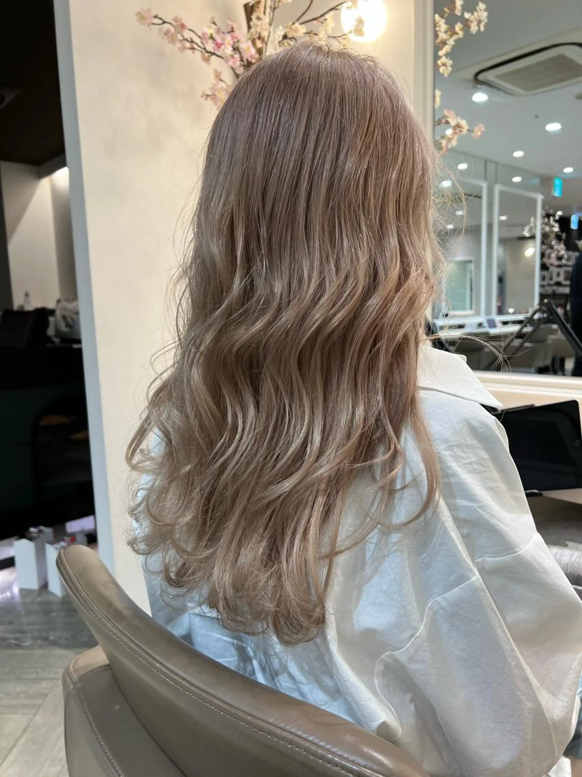 ミディアム カラー 🇺🇸海外デザイン iCON TOKYOのヘアスタイル