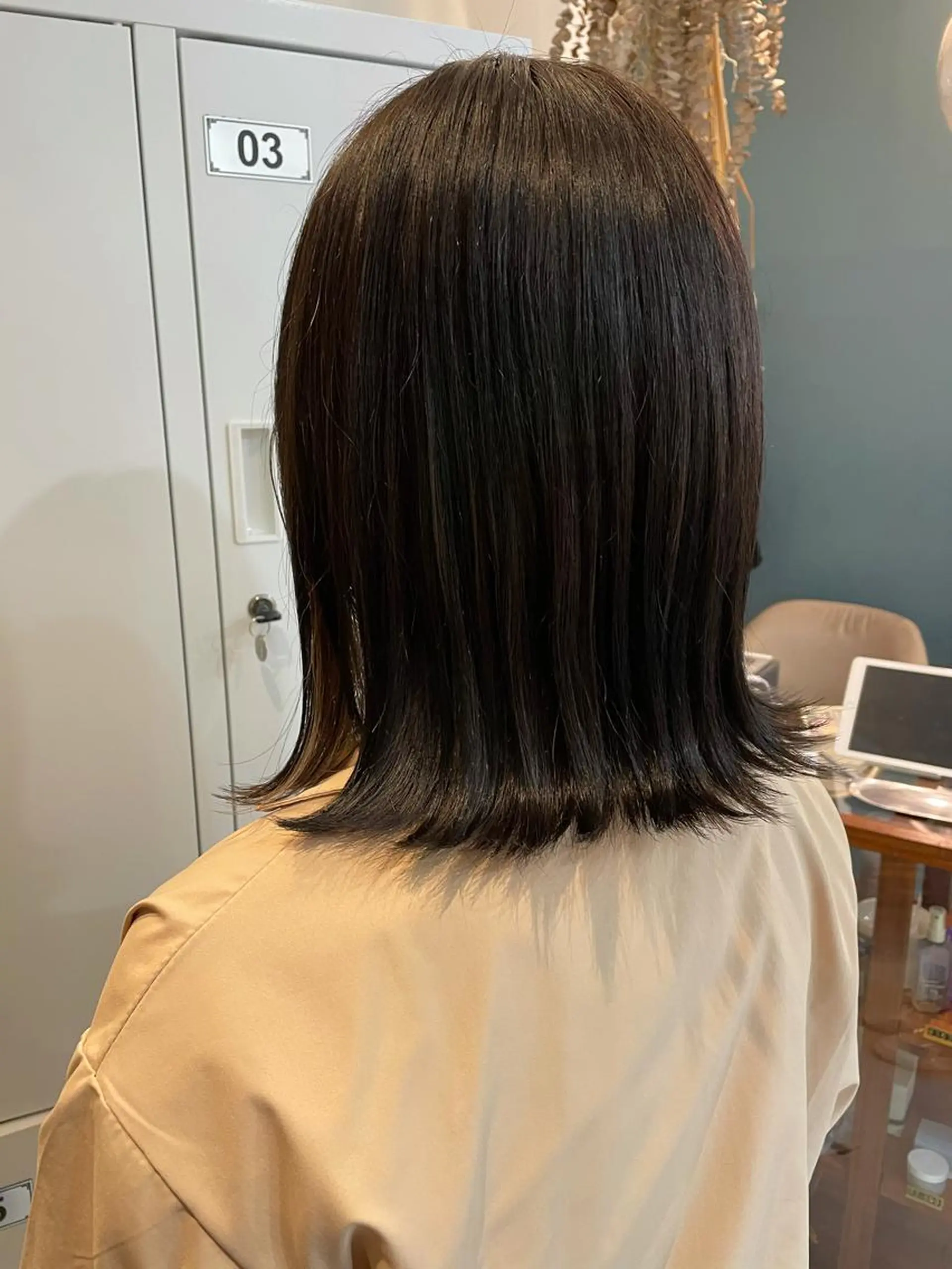 ミディアム カラー メンズ グレージュ オリーブグレージュ オリーブグレー 外ハネヘア カット ヘアカラー トリートメント 中目黒🌼 🌼ハナのヘアスタイル