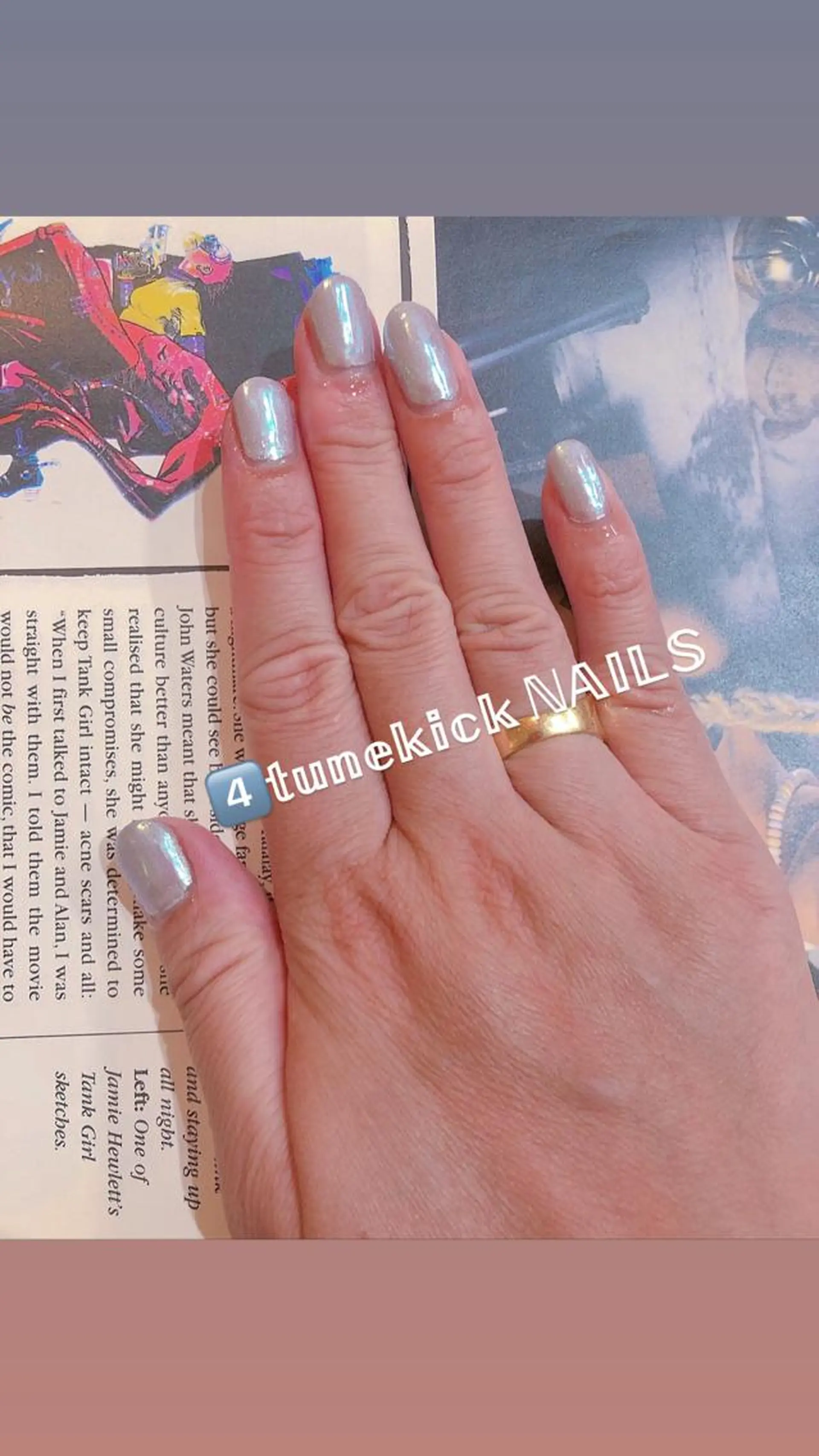 ネイル オーロラネイル ワンカラーネイル 4tunekick NAILS(フォーチュンキックネイルズ)所属・光森 淳子のネイルデザイン