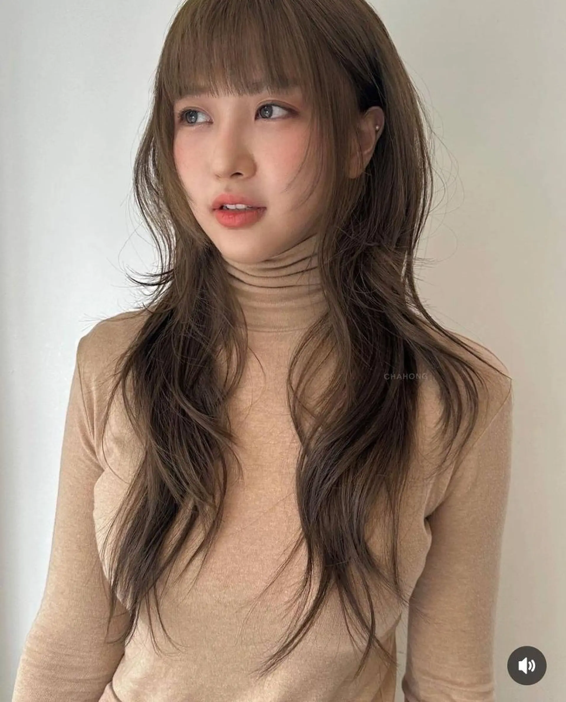 カラー ロング ★学割★韓国× BIZEのヘアスタイル