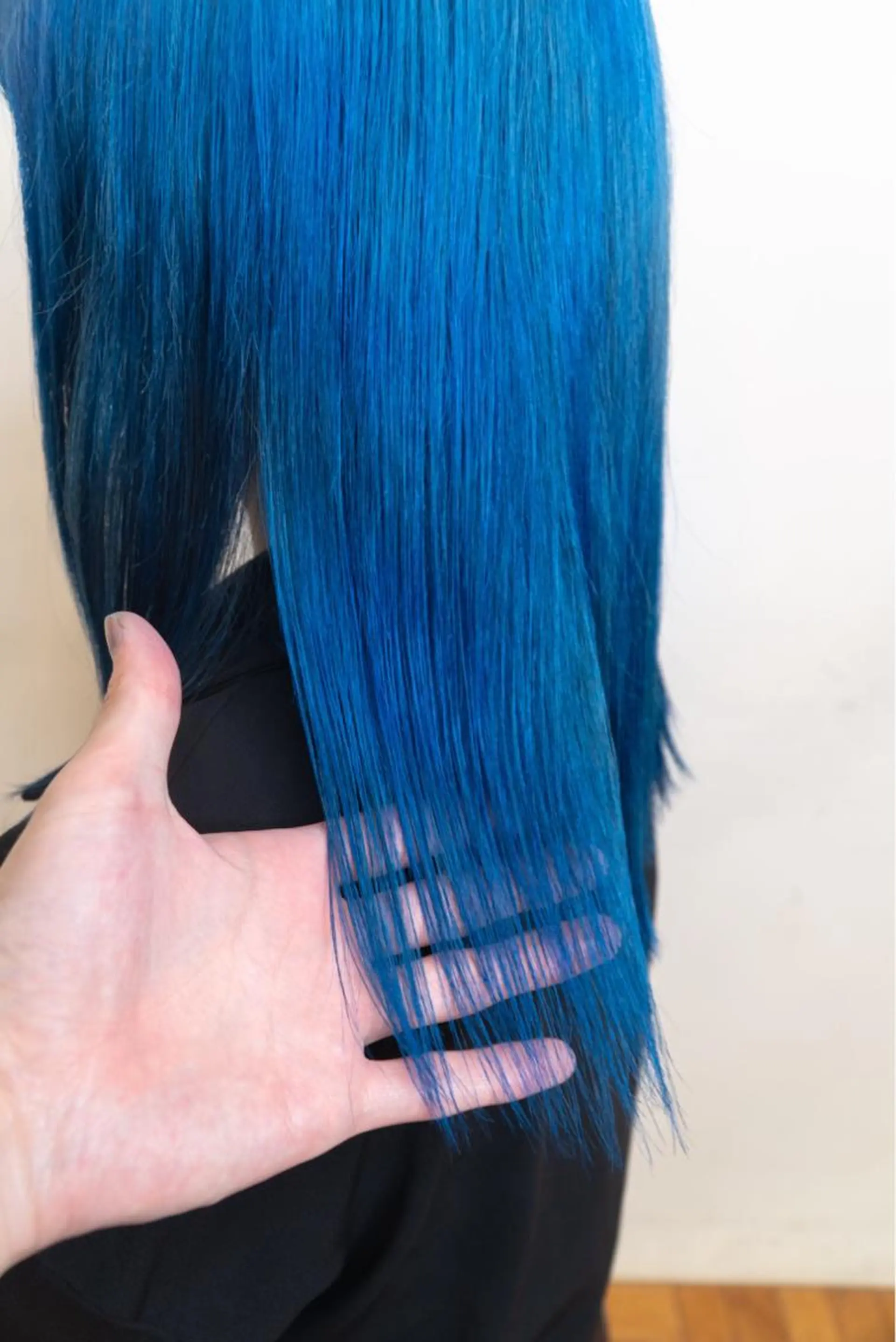 ミディアム カラー ブリーチ ブロンド ブルーカラー ケアブリーチ デザインカラー ヘアカラー Of HAIR所属・✨デザインカラー✨ ハイトーン 森貴章のヘアスタイル