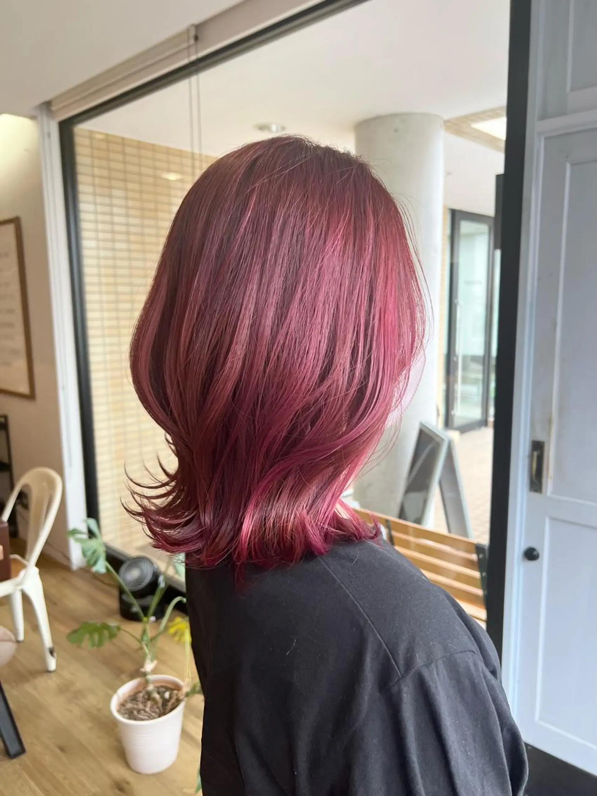 ミディアム カラー カット ヘアカラー トリートメント 堀 望美のヘアスタイル