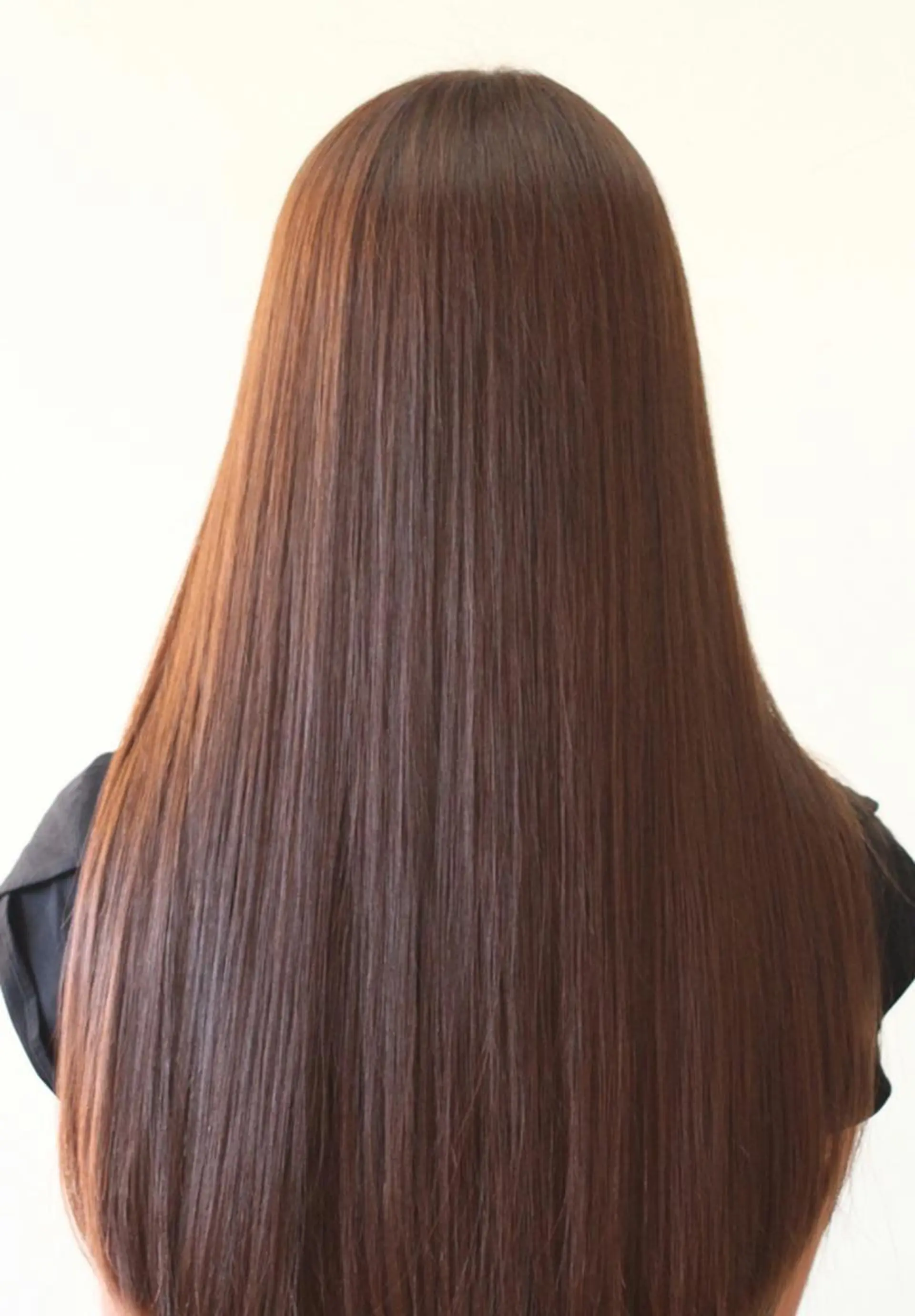 ミディアム カラー トリートメント ROOTS martinのヘアスタイル