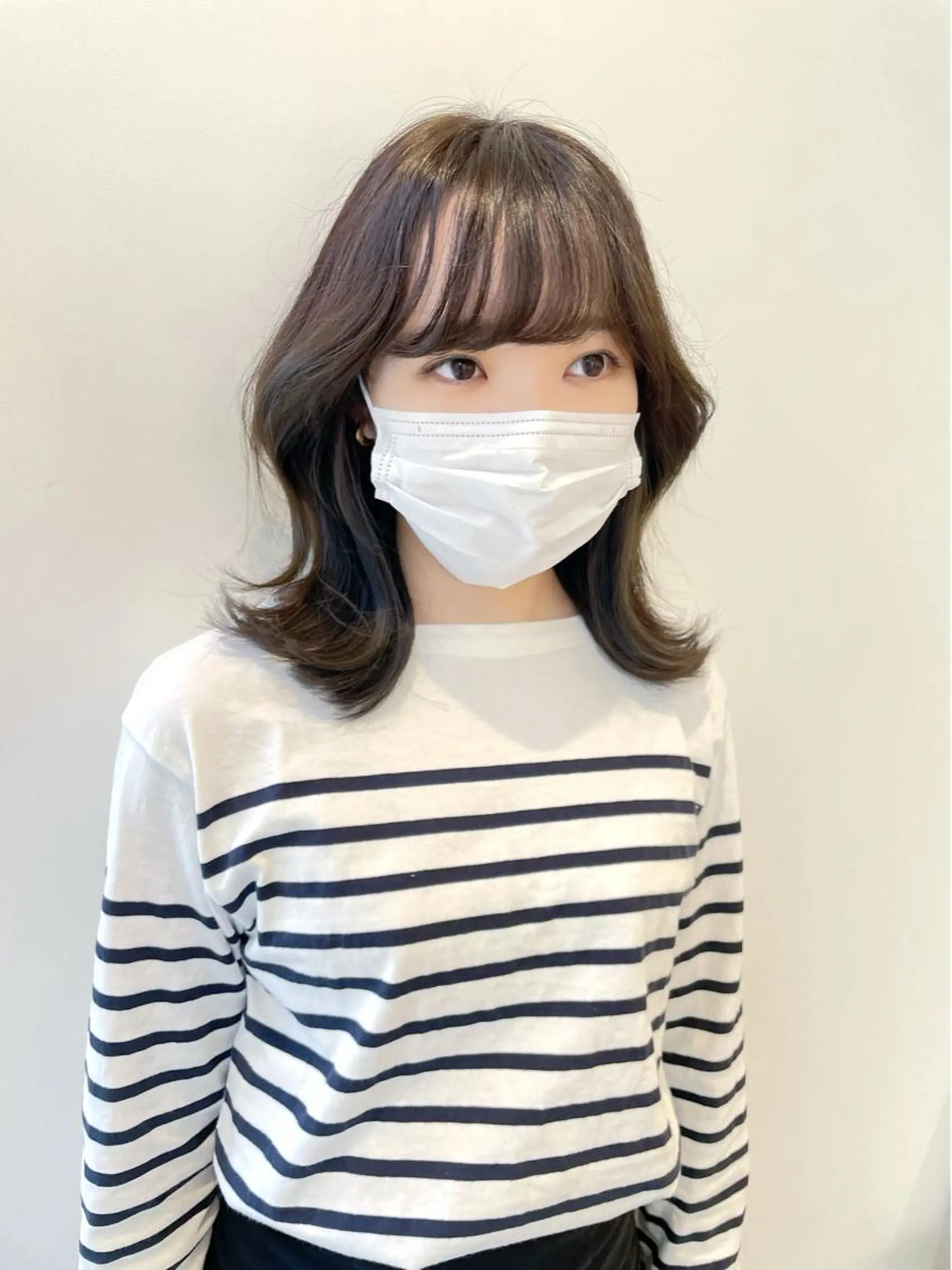 ミディアム カラー 韓国レイヤーカット/ ダブルカラーのヘアスタイル