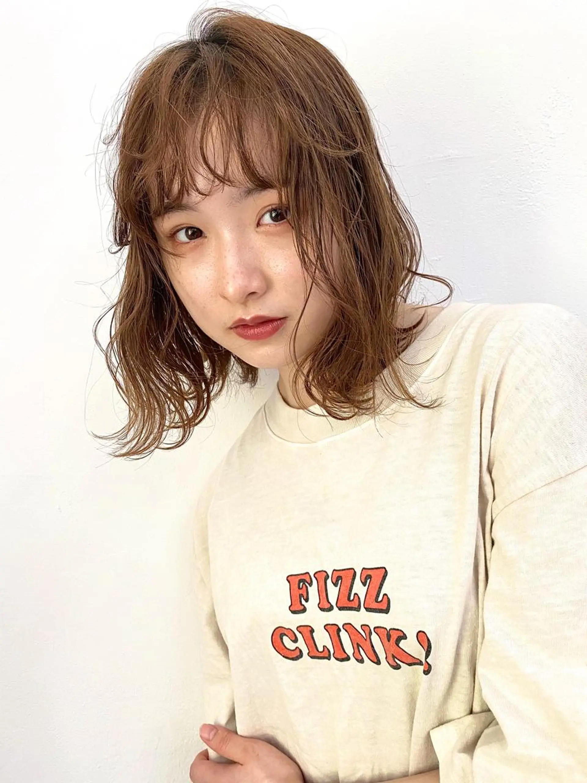 ミディアム カラー パーマ ヘアアレンジ メンズ キッズ ネイル マツエク・マツパ ミディアムパーマ メンズパーマ ナチュラル Uil所属・インナーカラー/ KANAのヘアスタイル