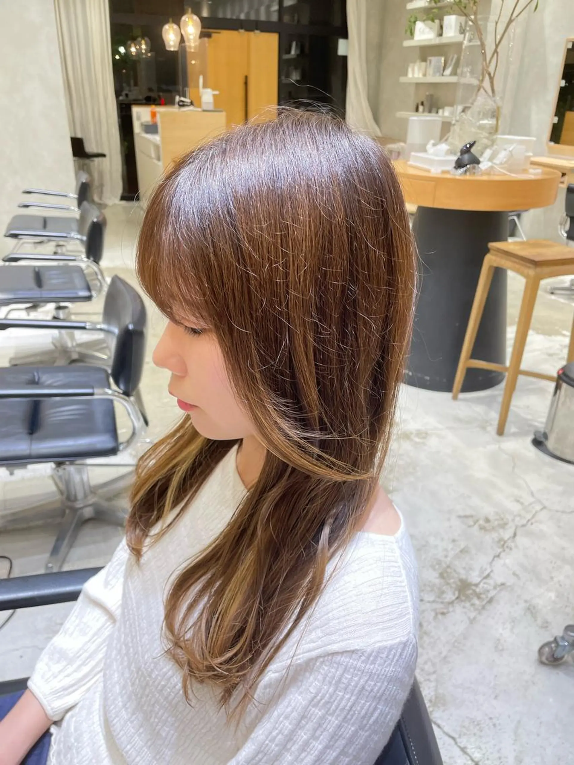 ロング カット ヘアカラー トリートメント 吉田 宙生のヘアスタイル