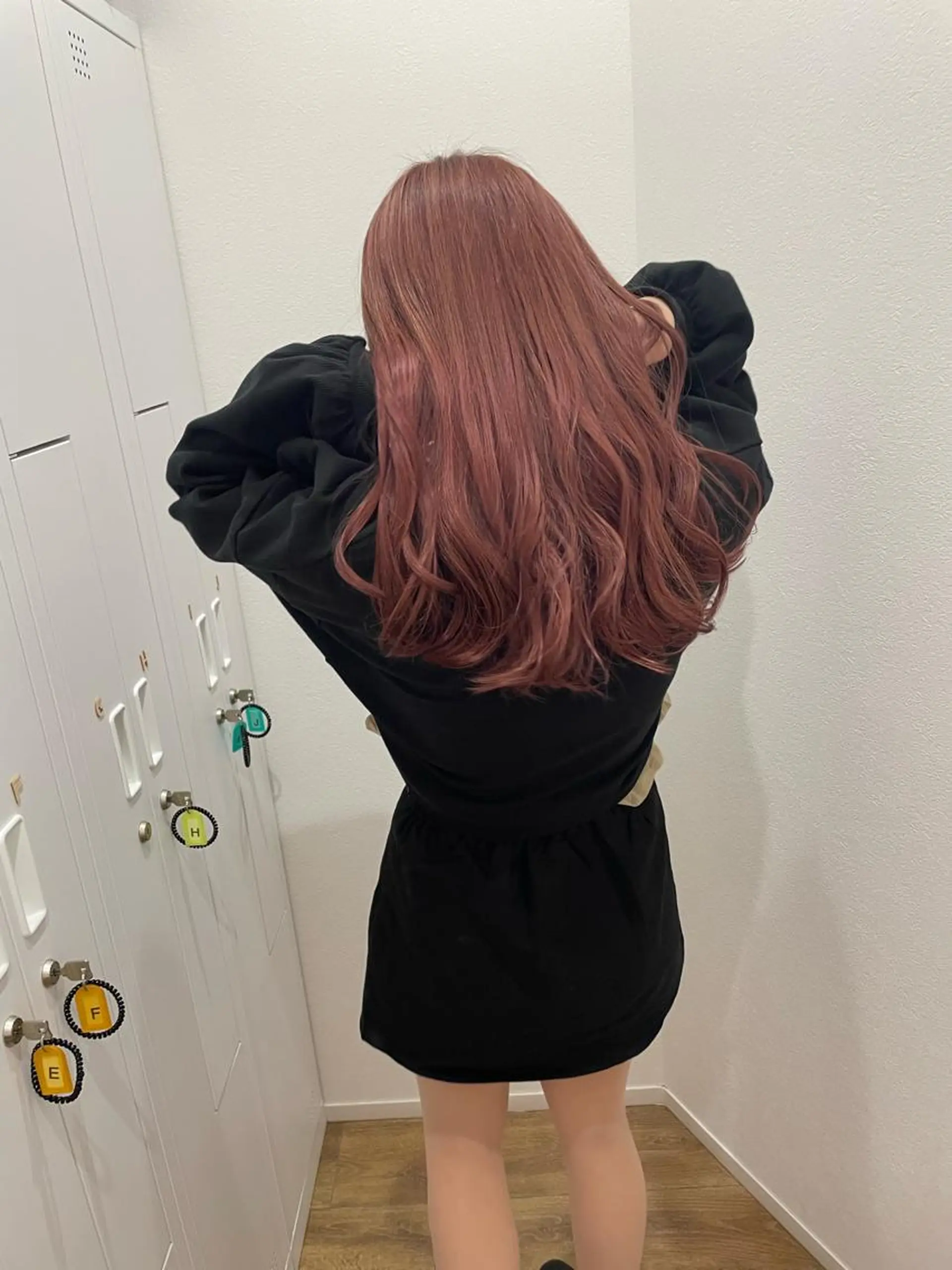 セミロング カラー ピンクカラー ヘアカラー hair'sBEAU LiEn所属・山本 愛永のヘアスタイル