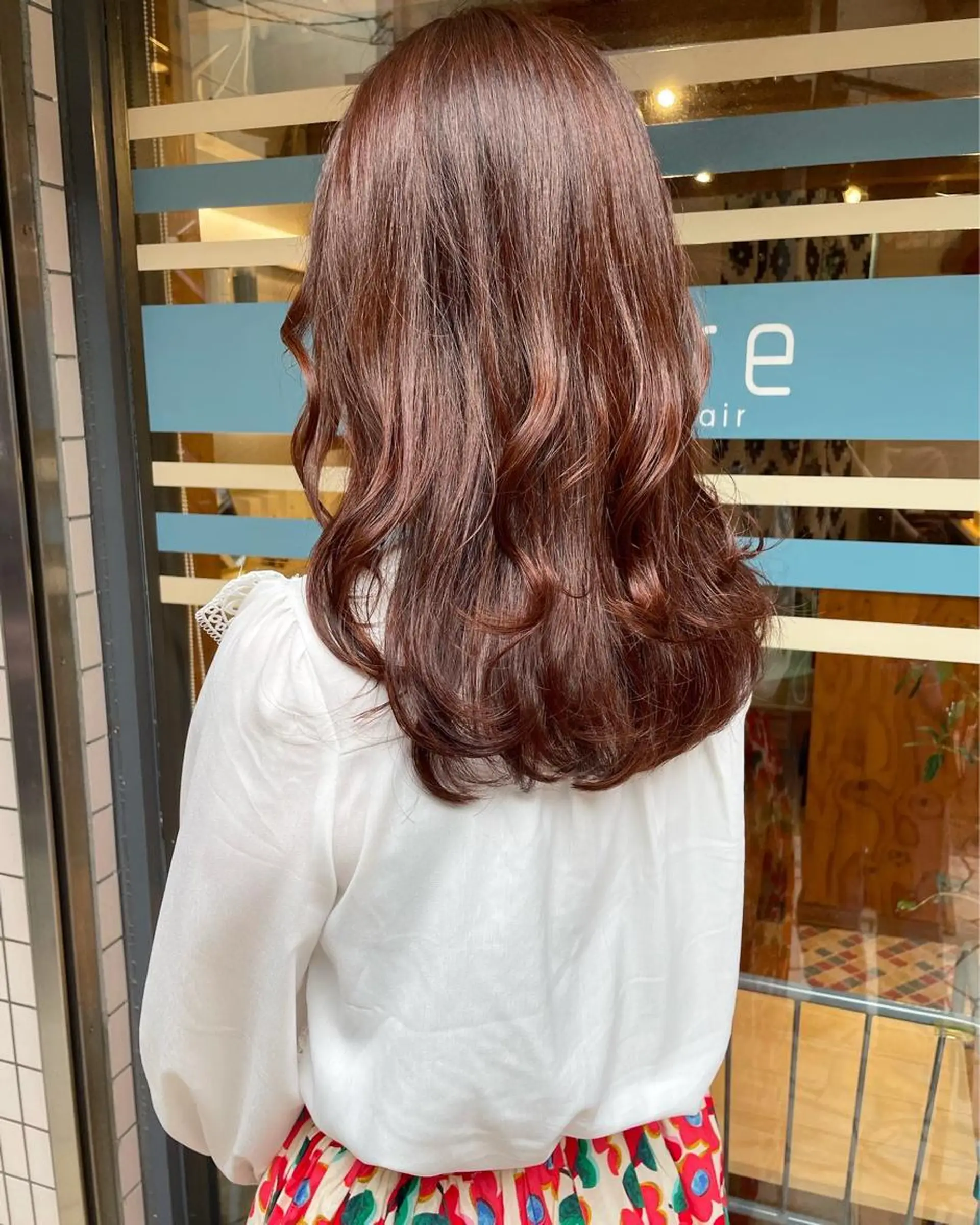 ロング カラー ヘアカラー トリートメント あずまぐち めぐみのヘアスタイル