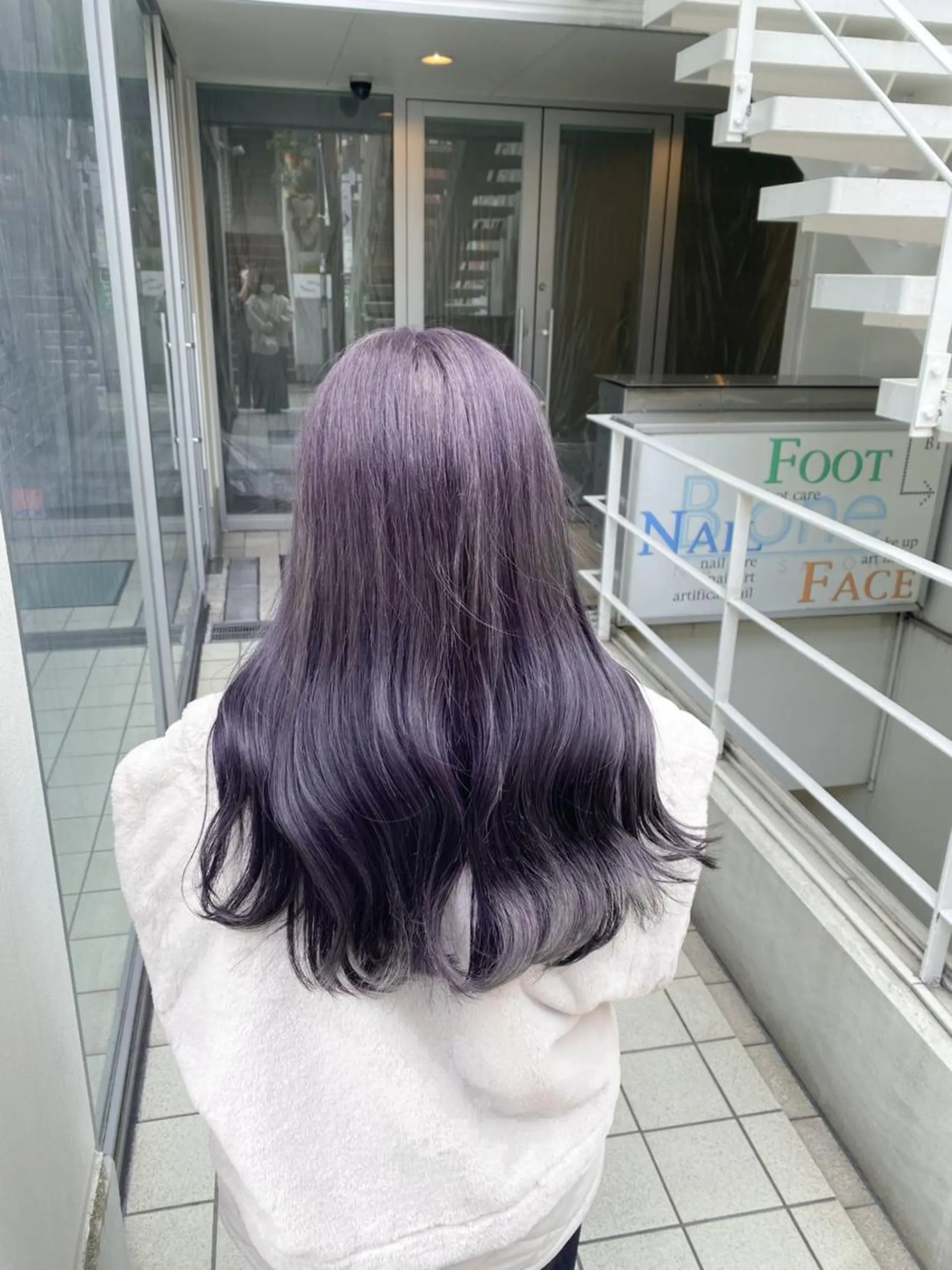 ロング カラー THESALONS所属・🤍ブリーチカラー /寄田龍樹🤍のヘアスタイル