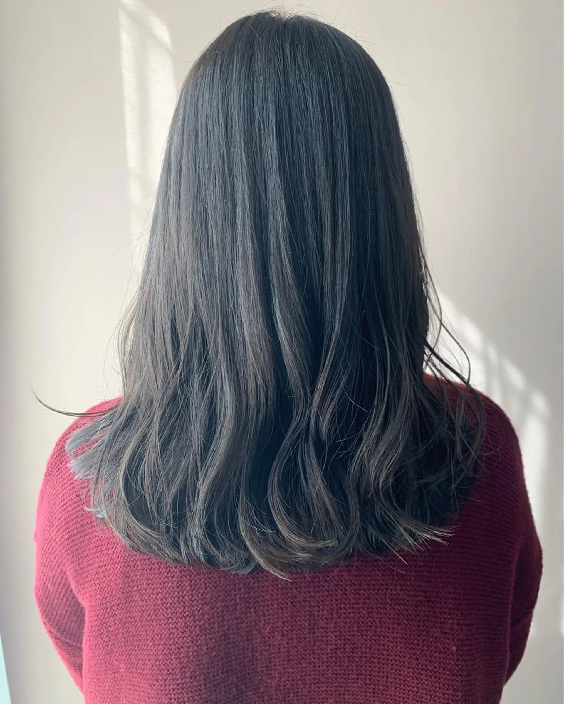 ロング カラー 透明感カラー ダークグレー ダークグレージュ グレージュ カット ヘアカラー トリートメント hub hair レイヤー/透明感のヘアスタイル