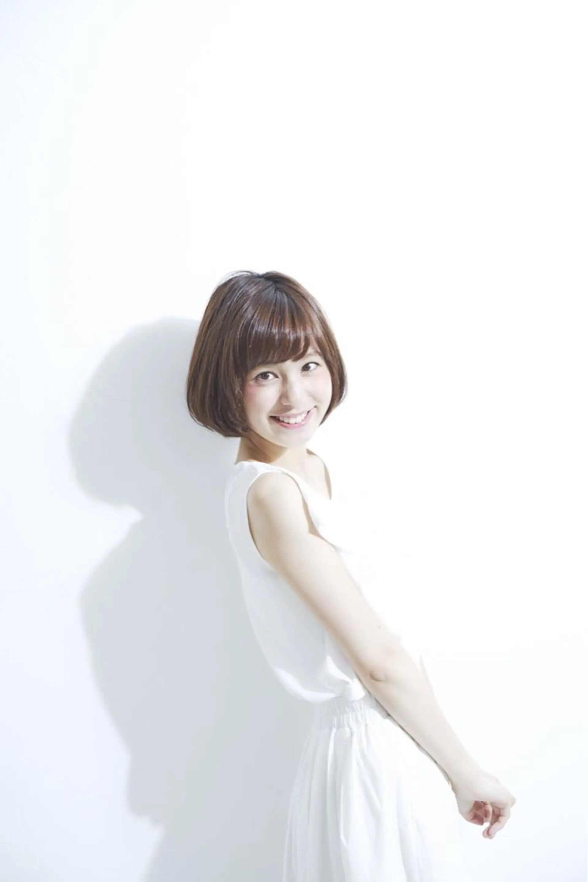 ミディアム THE DAY所属・AKI HASHIMOTOのヘアスタイル