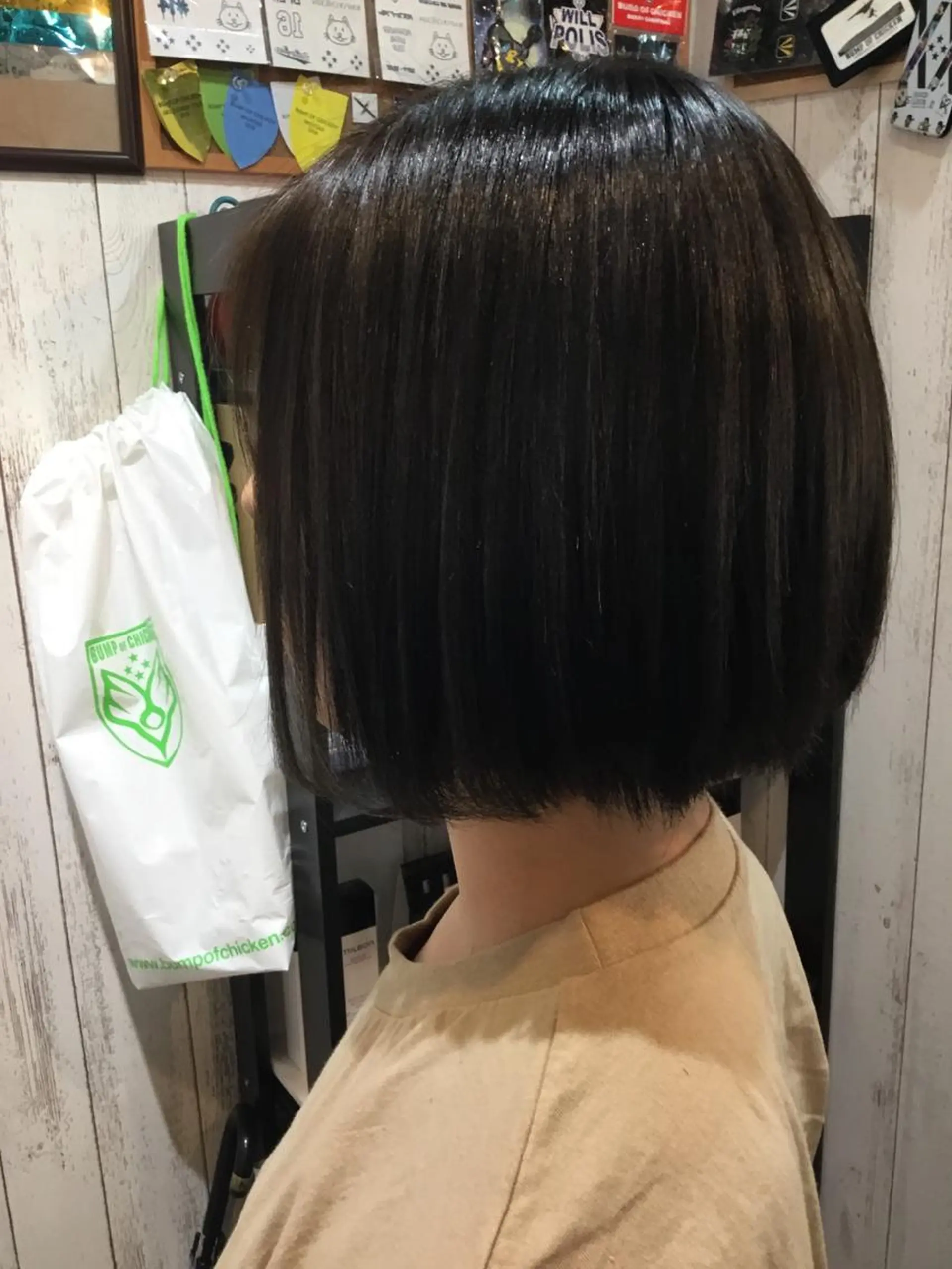 ショート カラー パーマ embrace エンブレイスのヘアスタイル