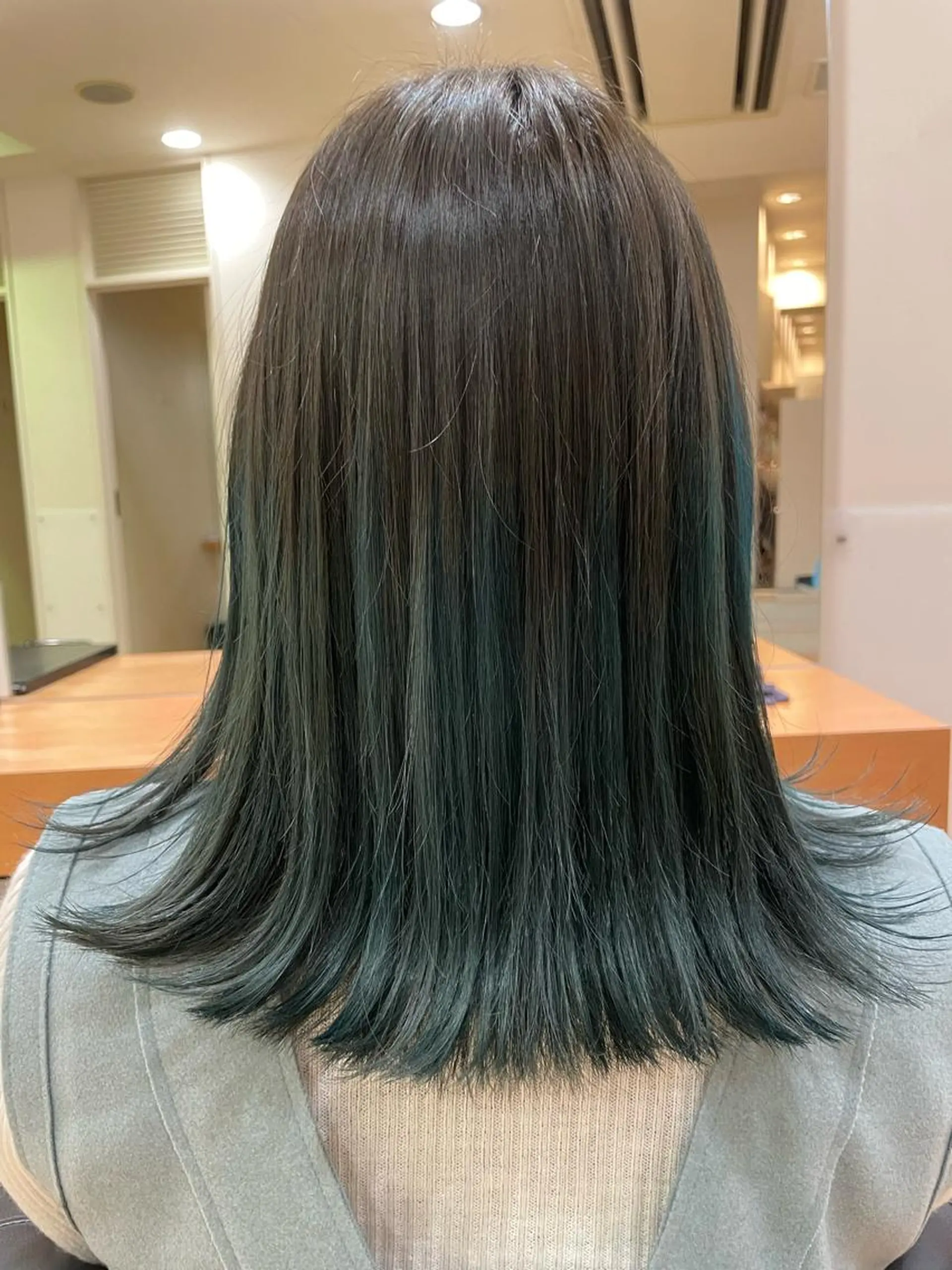 ミディアム カラー mod'shair船橋所属・ムロオカ ヨシキのヘアスタイル