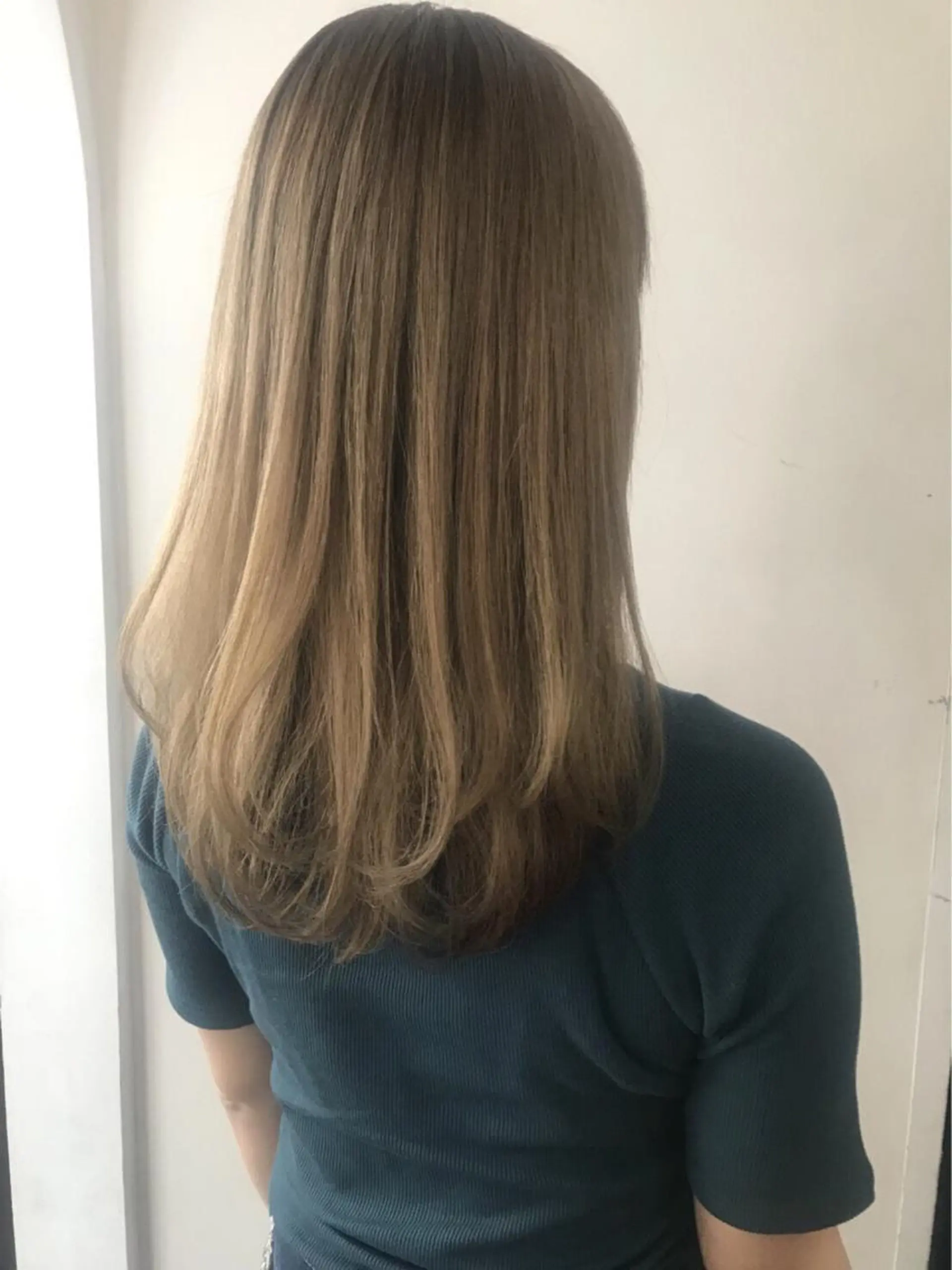 セミロング カラー 艶カラー/フェイス レイヤー/たむのヘアスタイル