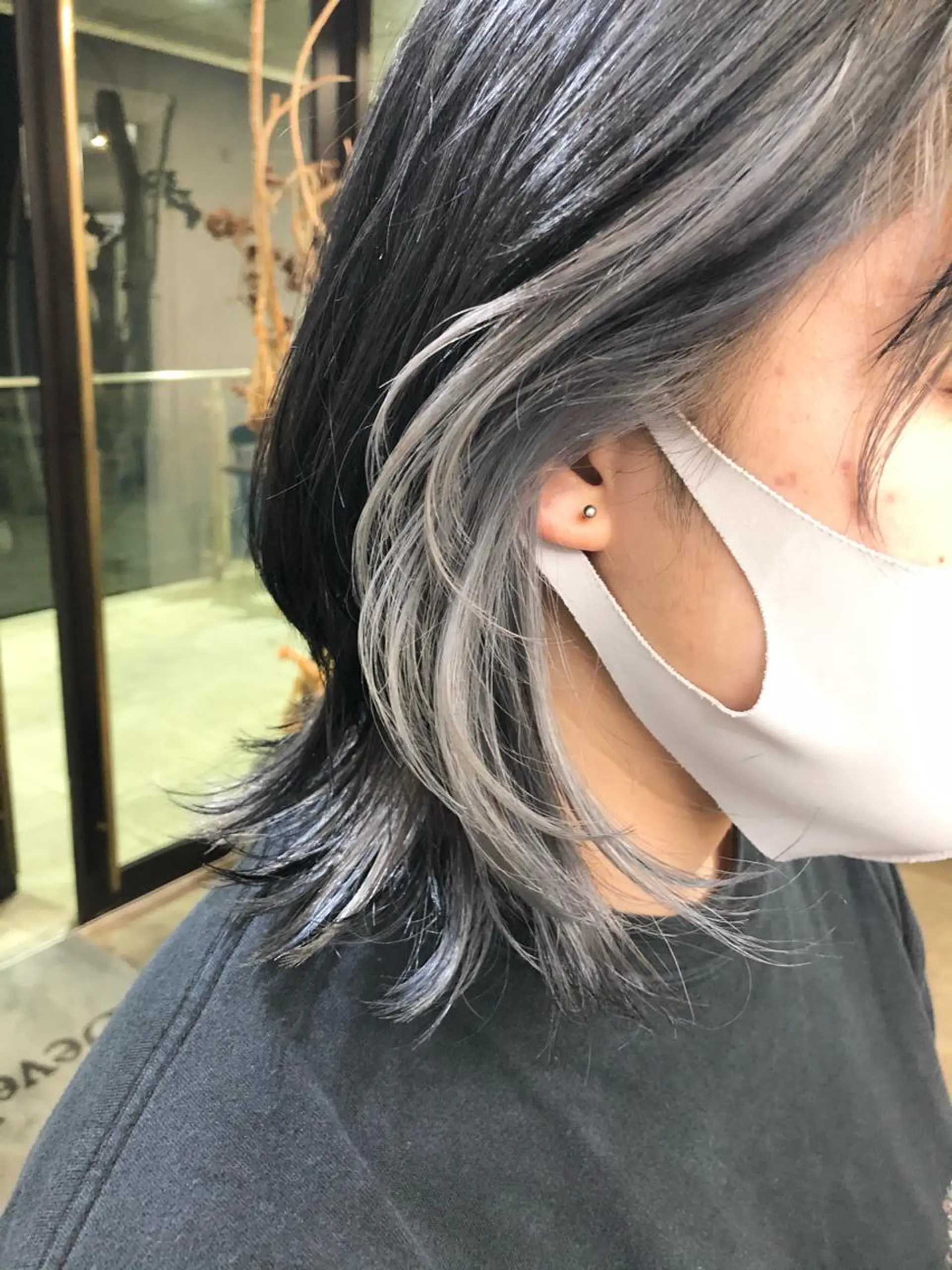 ショート カラー ミストバング ベージュカラー ブリーチ  フェイスフレーミング インナーカラー カット ヘアカラー 千葉 郁也のヘアスタイル