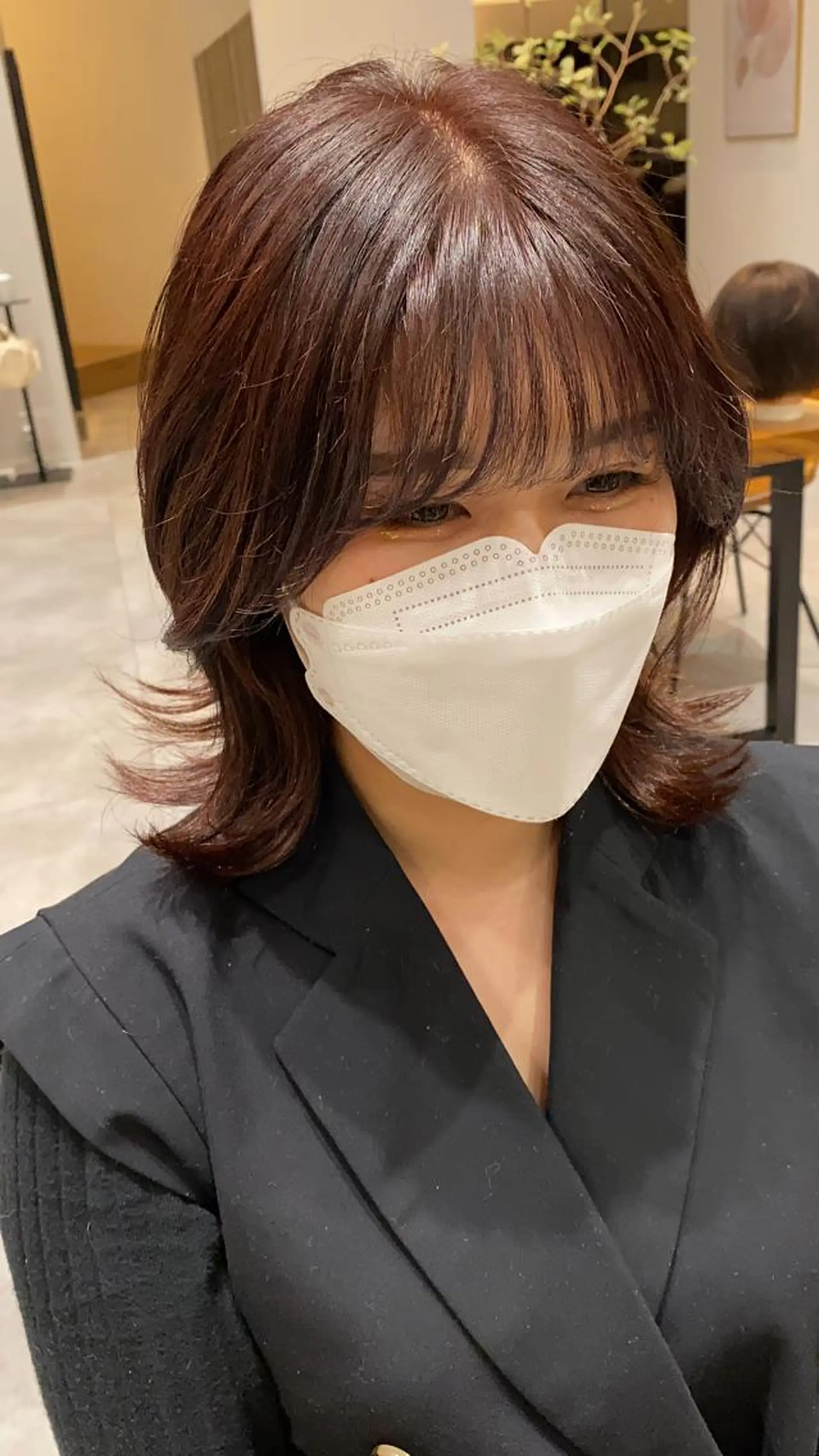 ミディアム カラー i.osaka所属・たつ/レイヤーカット 顔周り/髪質改善のヘアスタイル