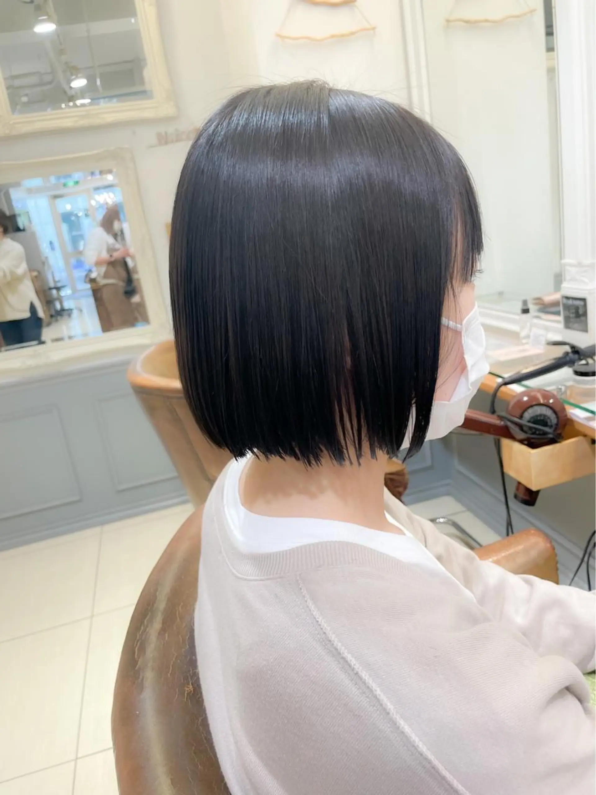 ショート カラー Neolive 千尋のヘアスタイル