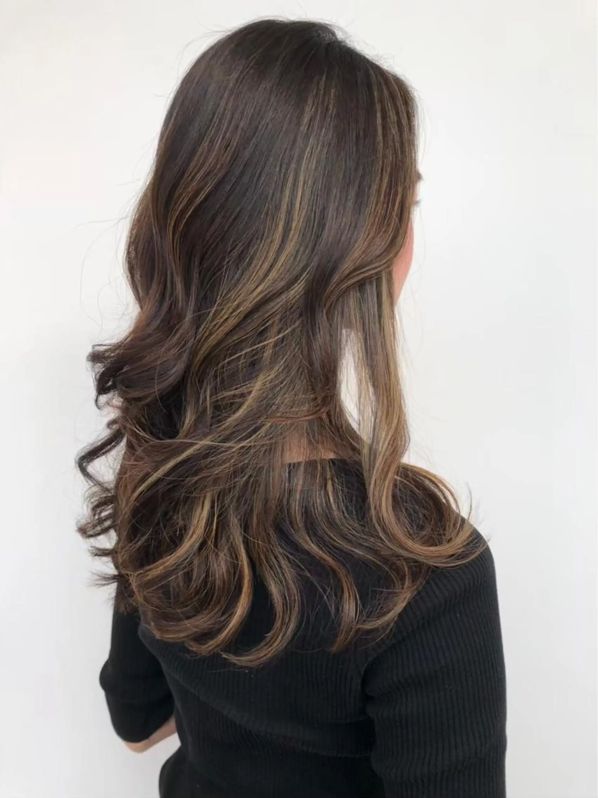 ロング カラー ヘアアレンジ HairSignature所属・ブリーチ指名神戸 No.1美容師RENのヘアスタイル