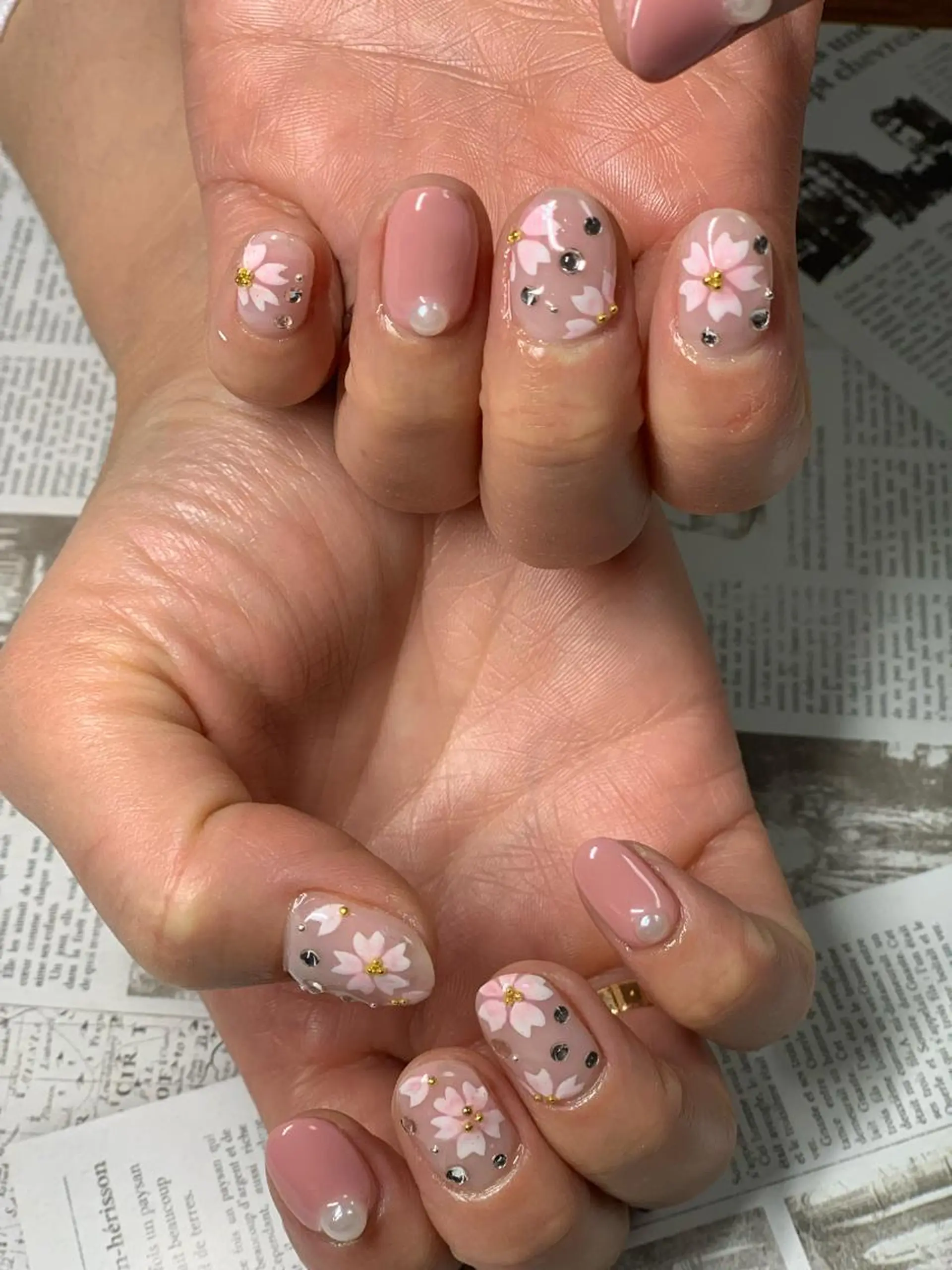 ネイル 大崎 奈々のネイルデザイン