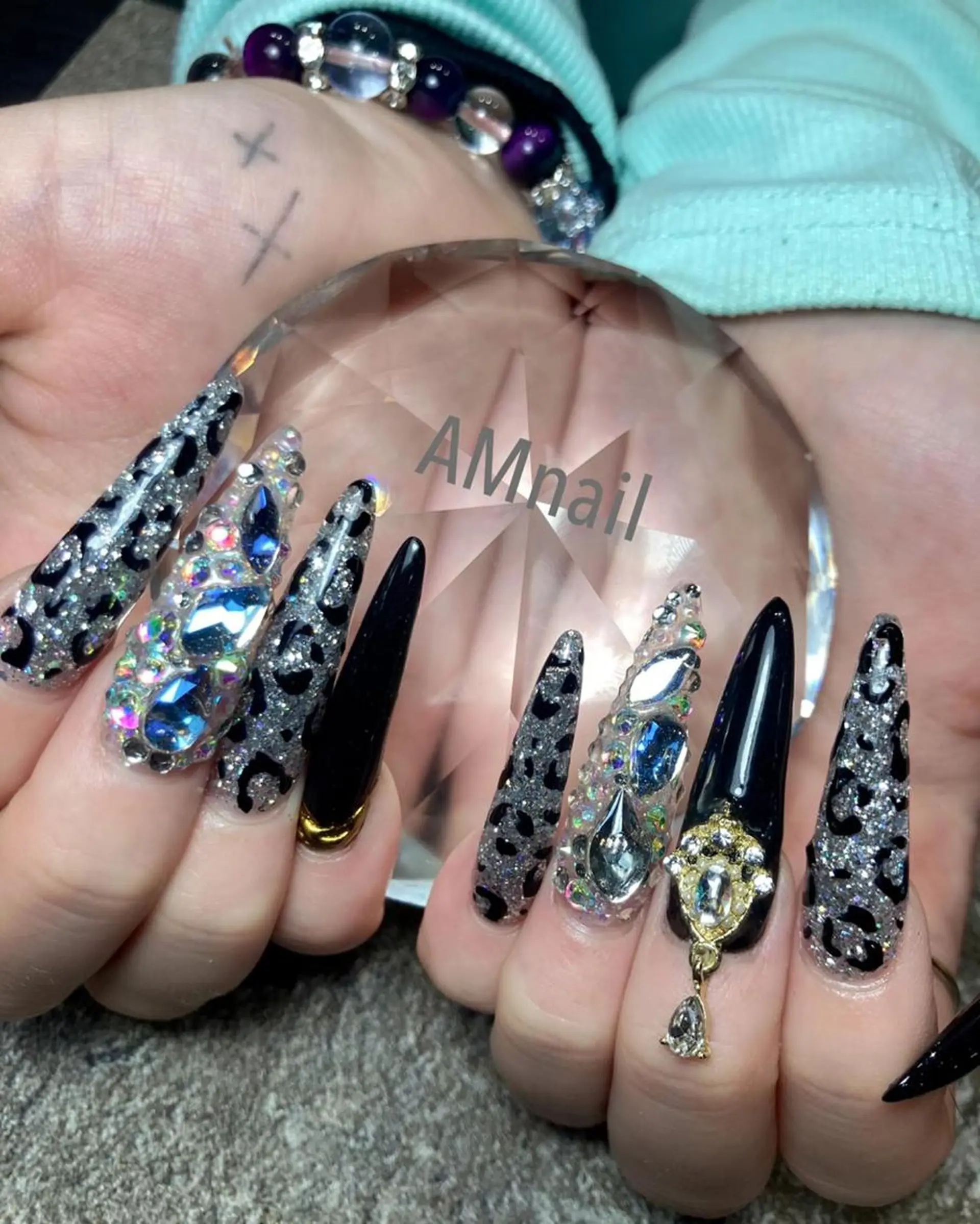 ネイル ロングネイル 持ち込み スカルプネイル ハンドネイル ネイルアーティスト SUE（スゥ）のネイルデザイン