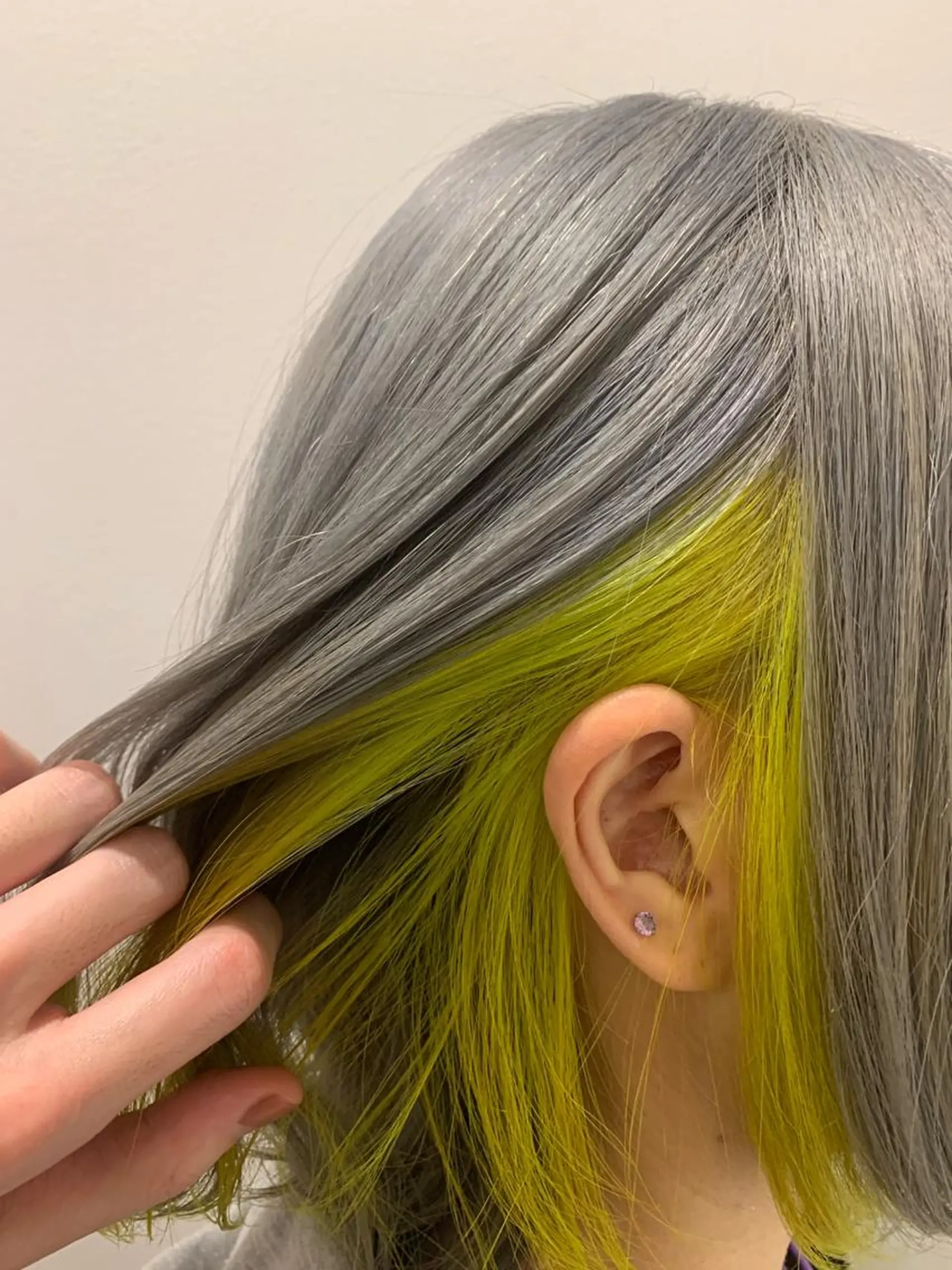 ショート カラー ハイトーン/ウルフ /小澤凌祐🦕のヘアスタイル