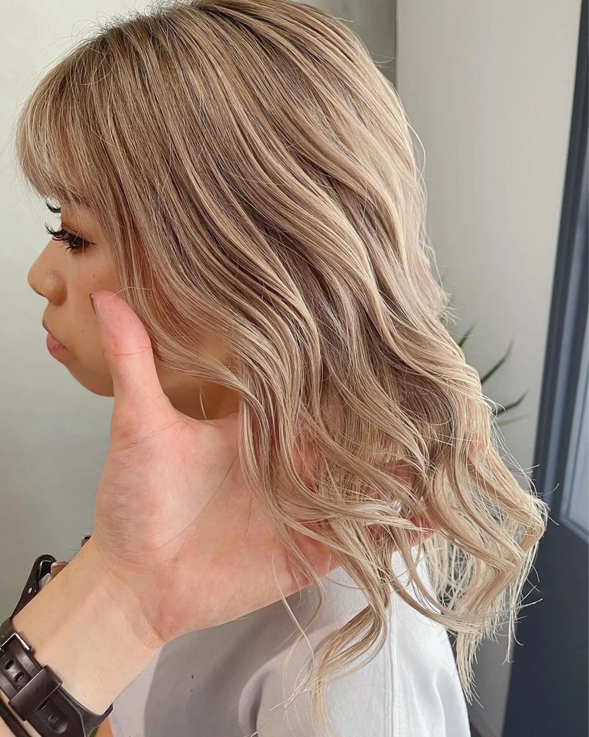 カラー バレイヤージュ ブリーチ ヘアカラー ハイトーンカラー RYUのヘアスタイル