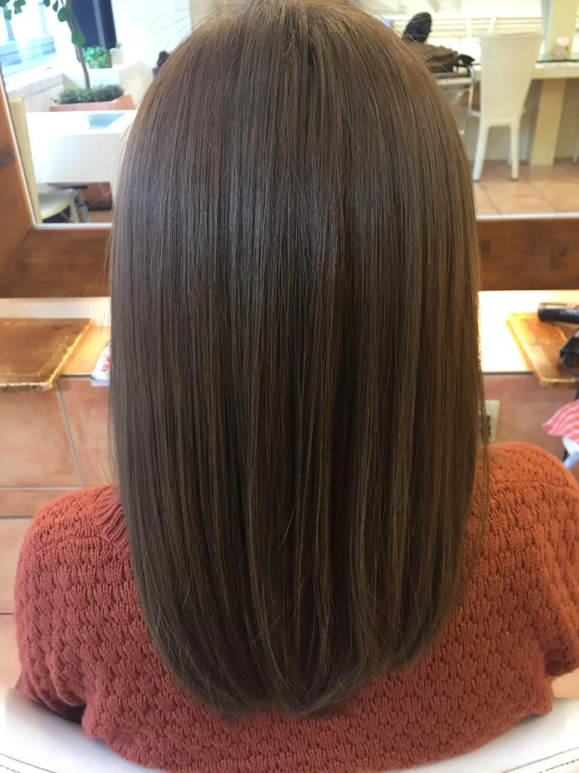 カラー レイヤーカット・ 縮毛矯正 星野のヘアスタイル