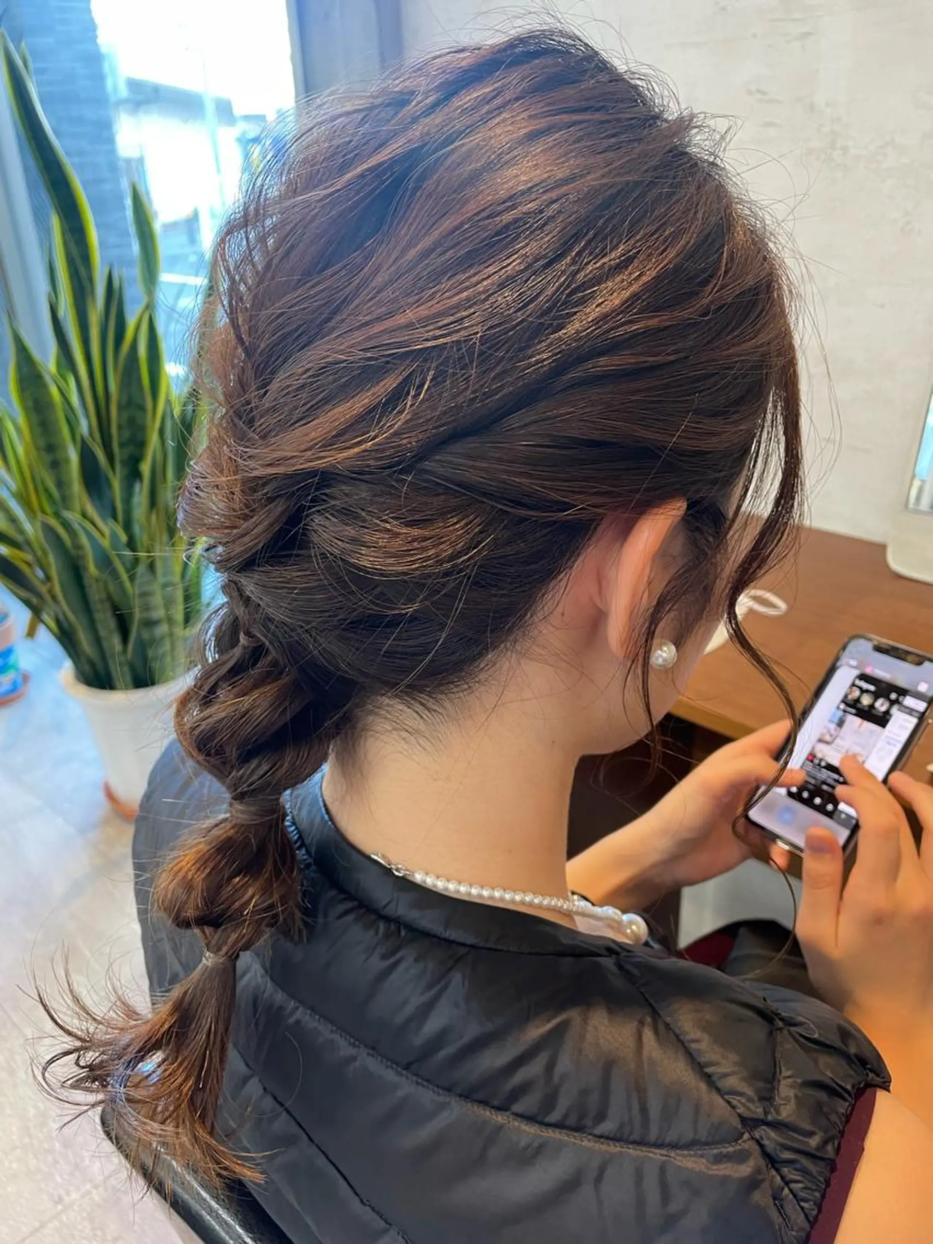 セミロング 女性に人気♪ はやしほのかのヘアスタイル