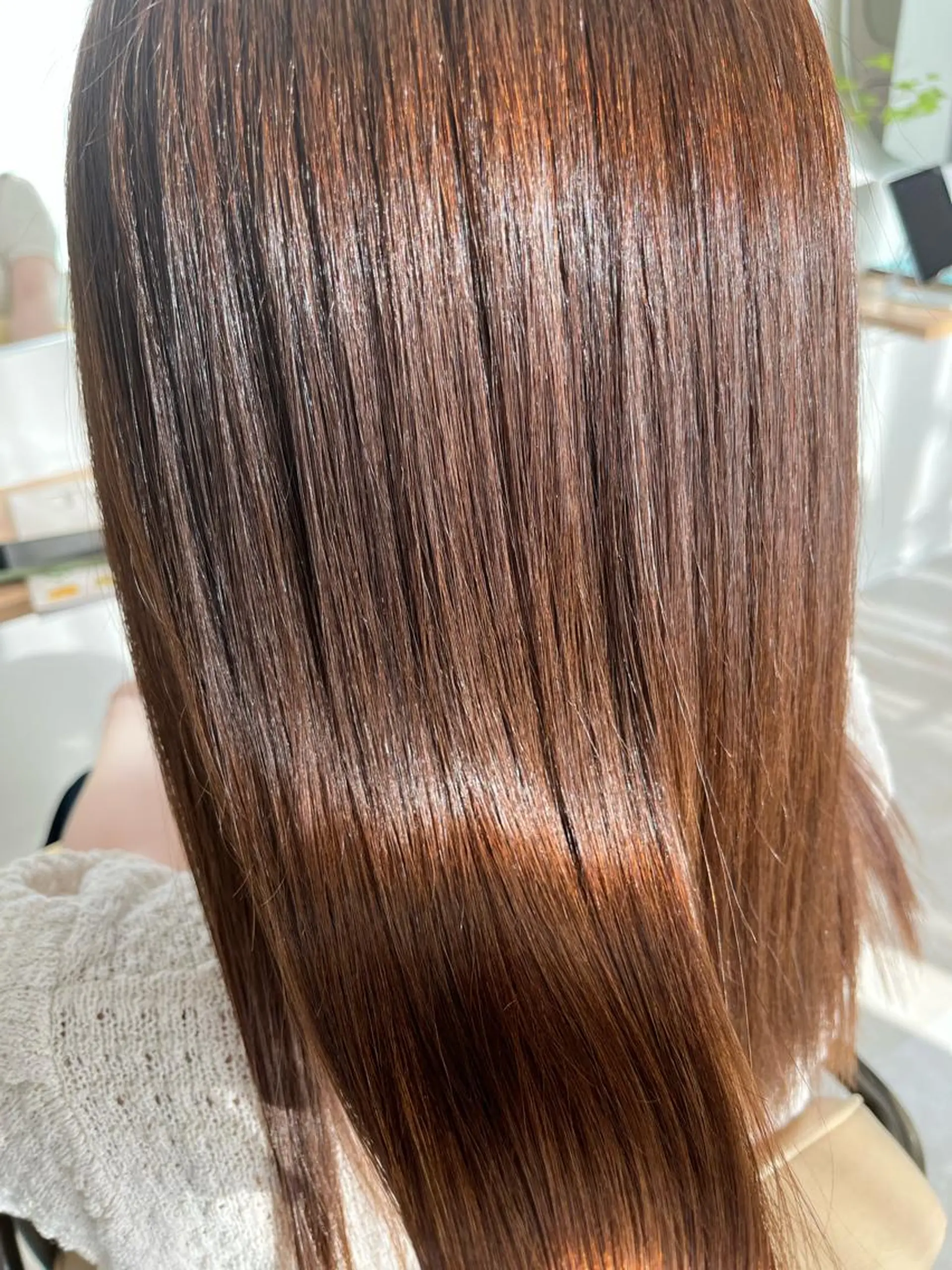 tonari所属・加藤 明香里のヘアスタイル