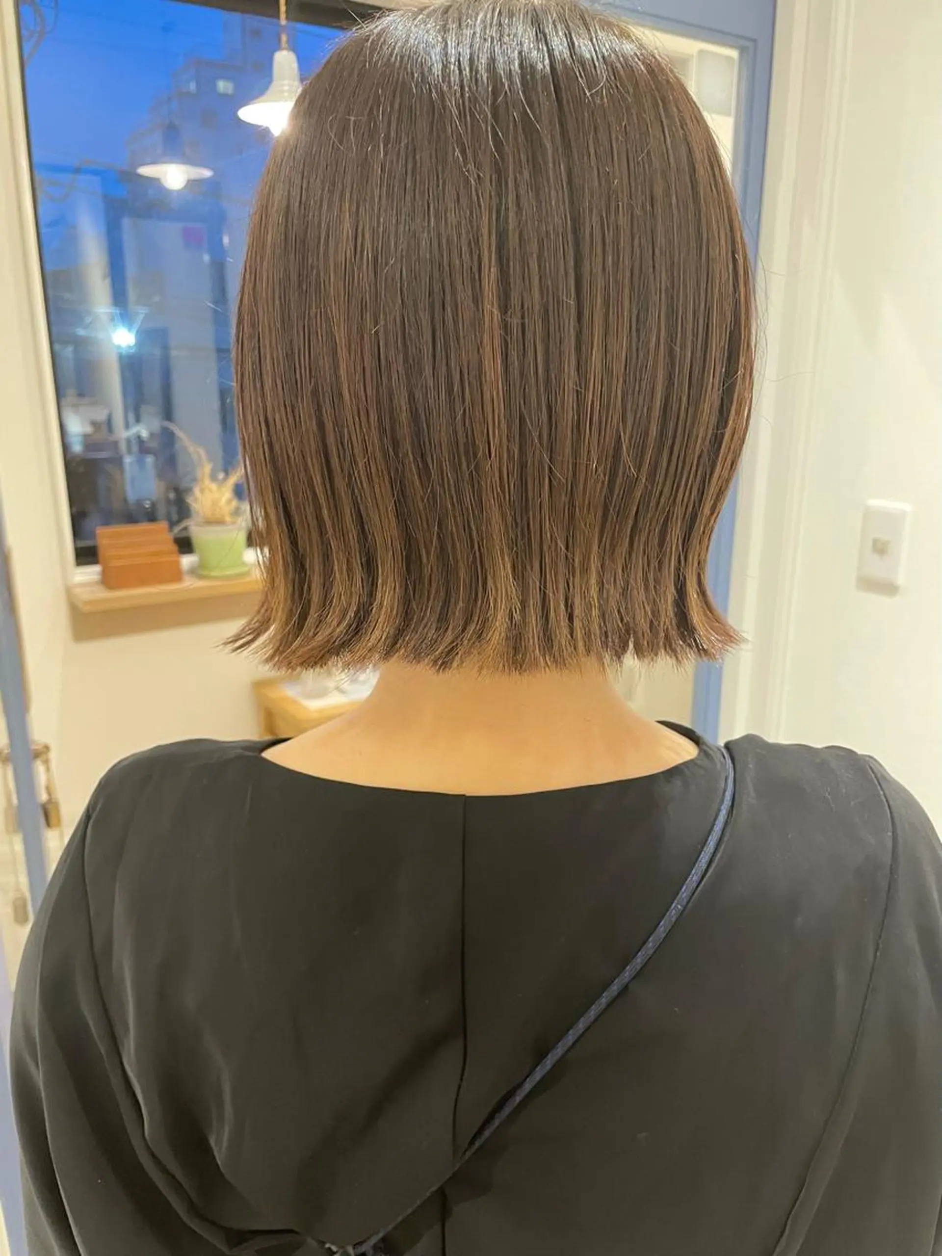 ミディアム カラー 🩰オリーブ/ ベージュ松本咲花🩰のヘアスタイル