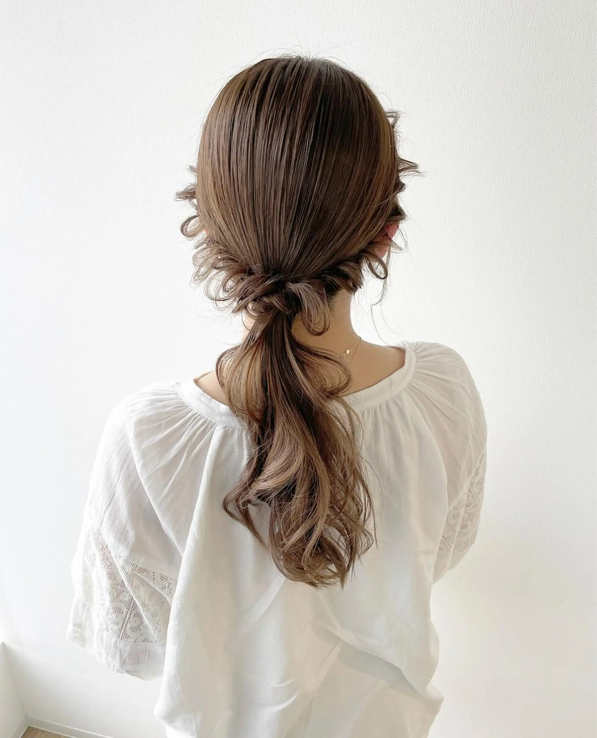 ロング カラー ヘアアレンジ ベージュカラー autre所属・大久保 ひでなりのヘアスタイル