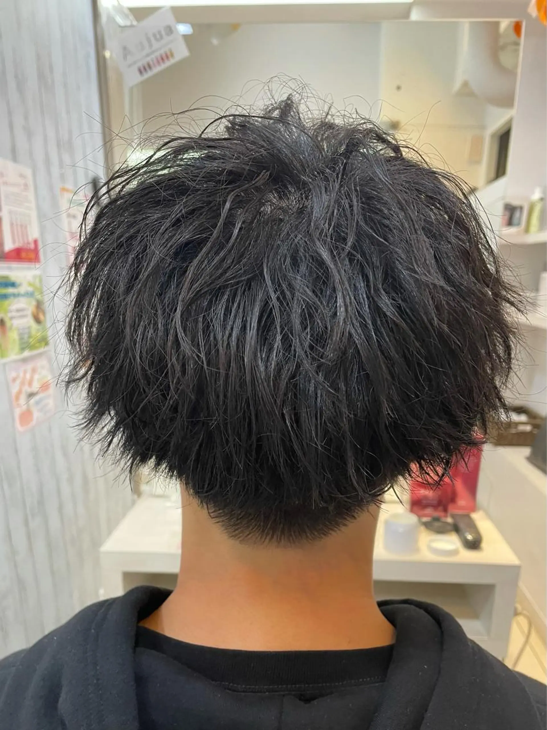 ショート パーマ メンズ マッシュ 刈り上げ 髪質改善× ハイライト溝江のヘアスタイル