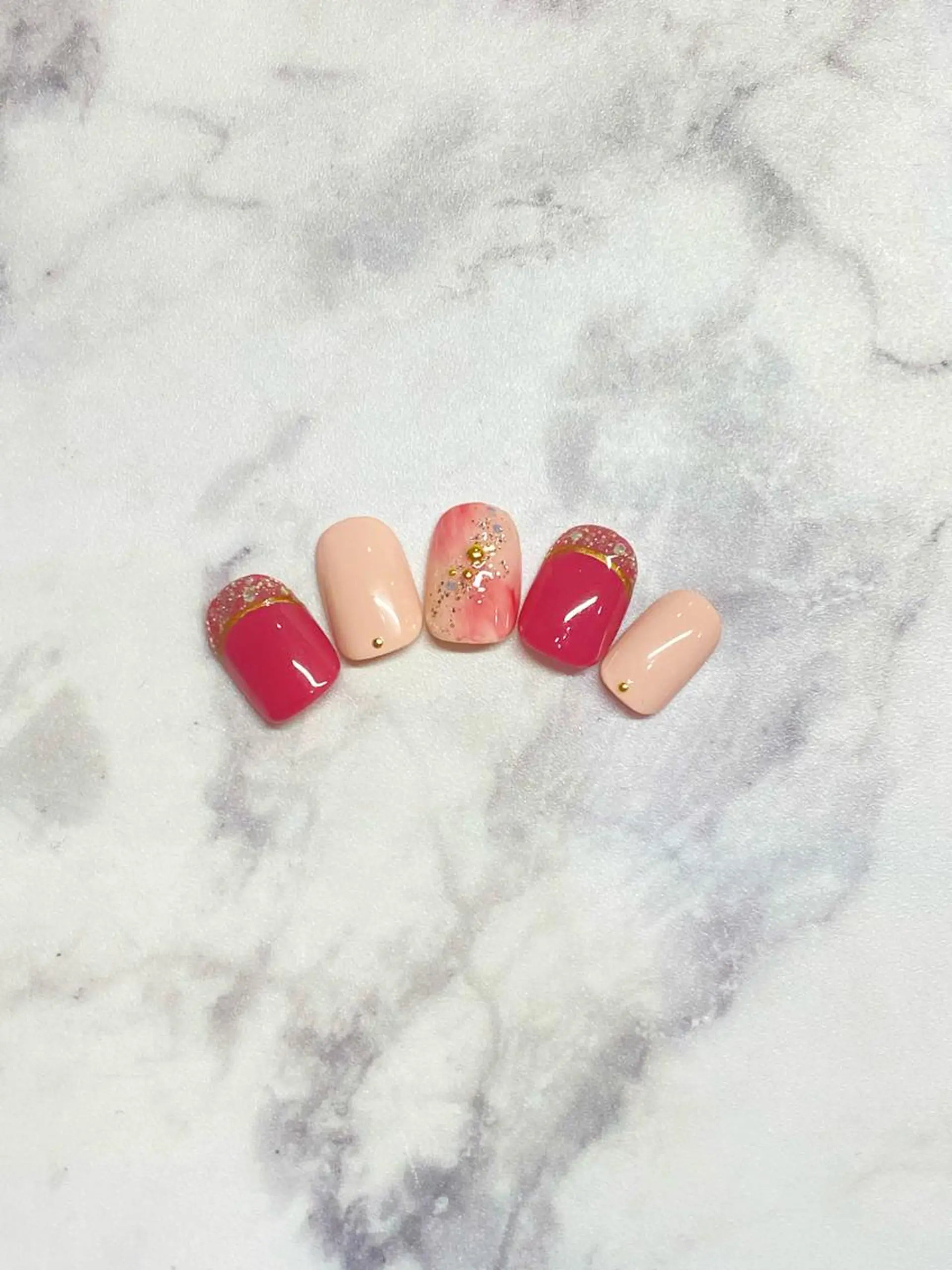 ネイル ジェルネイル ニュアンスネイル パラジェル ピンク ハンドネイル Nail&eye Belire 新宿のネイルデザイン