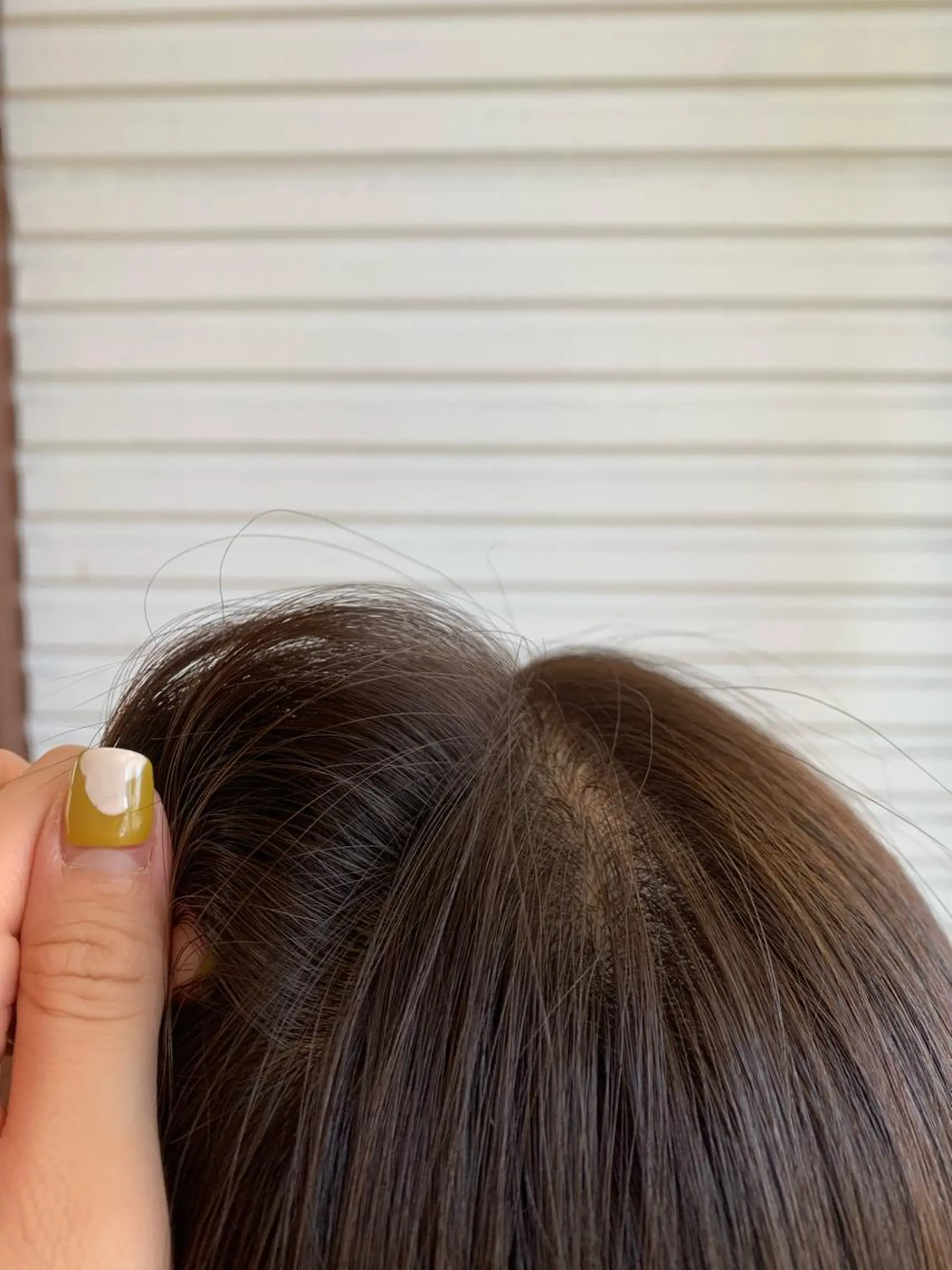 ミディアム ワタナベ アオイのヘアスタイル