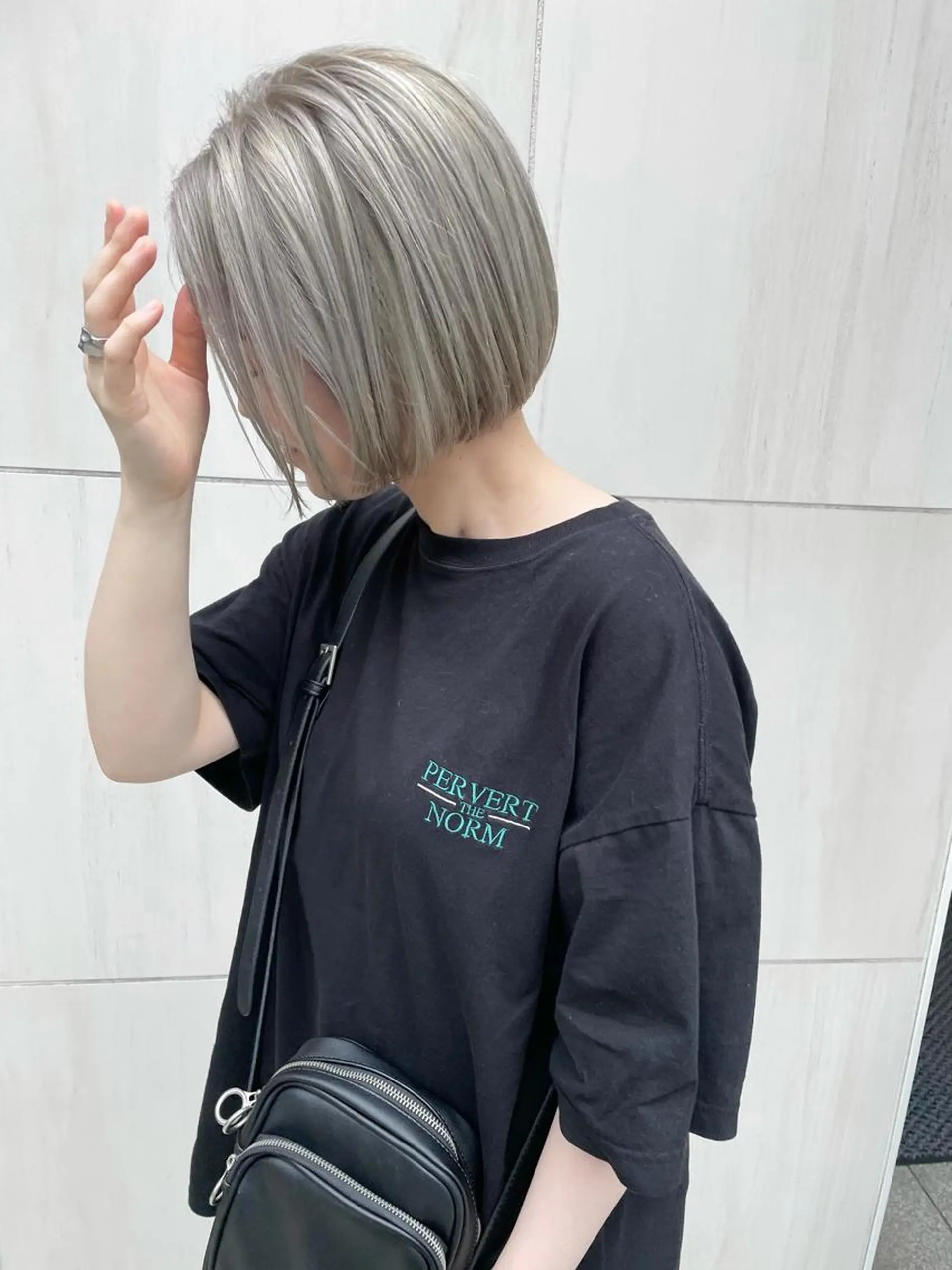 ミディアム カラー パーマ ヘアアレンジ メンズ キッズ ネイル マツエク・マツパ カット ヘアカラー トリートメント tatsumi/ボブ ウルフ/レイヤーのヘアスタイル