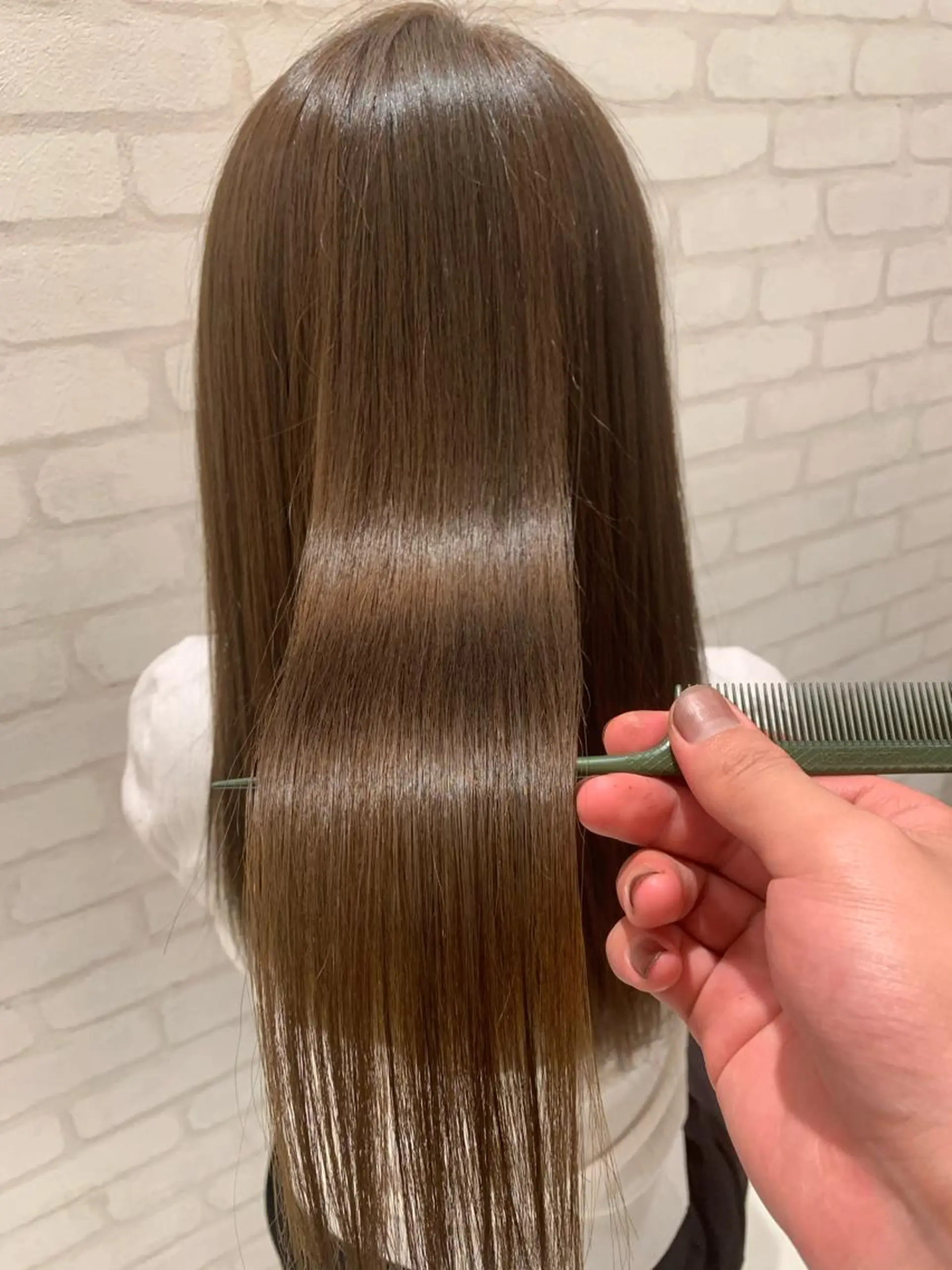 ロング カラー ベージュカラー オリーブベージュ Gain所属・Gain Nanamiのエステ・リラクイメージ