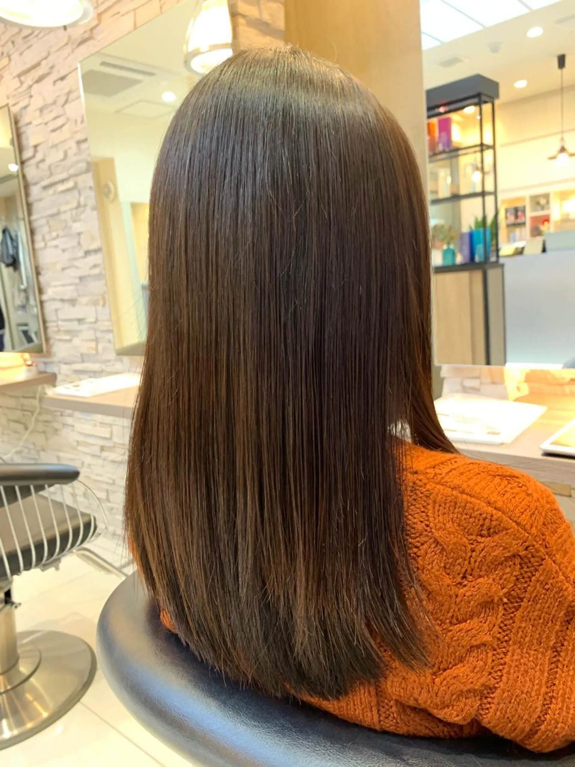 ロング 早坂 裕真のヘアスタイル